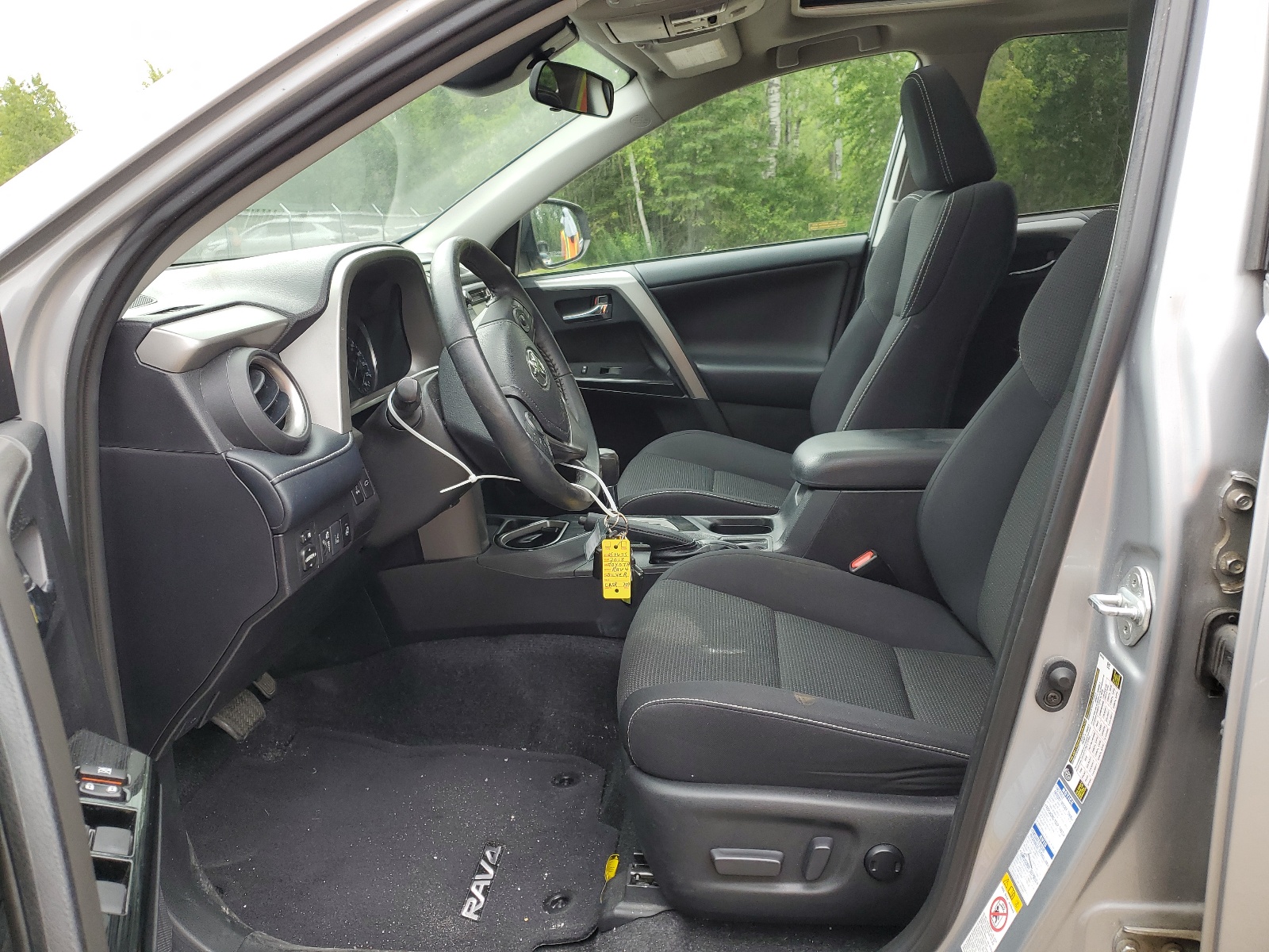 2T3RFREV4JW794321 2018 Toyota Rav4 Adventure