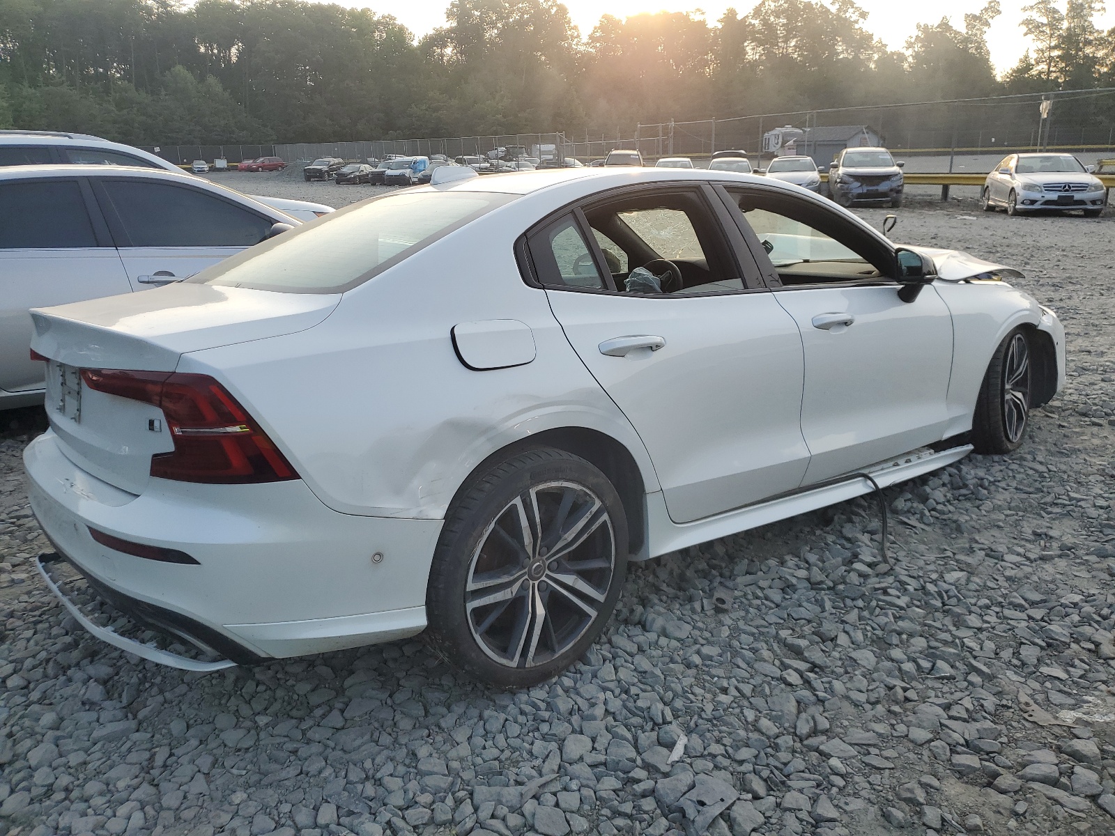 2019 Volvo S60 T6 R-Design vin: 7JRA22TM0KG017689