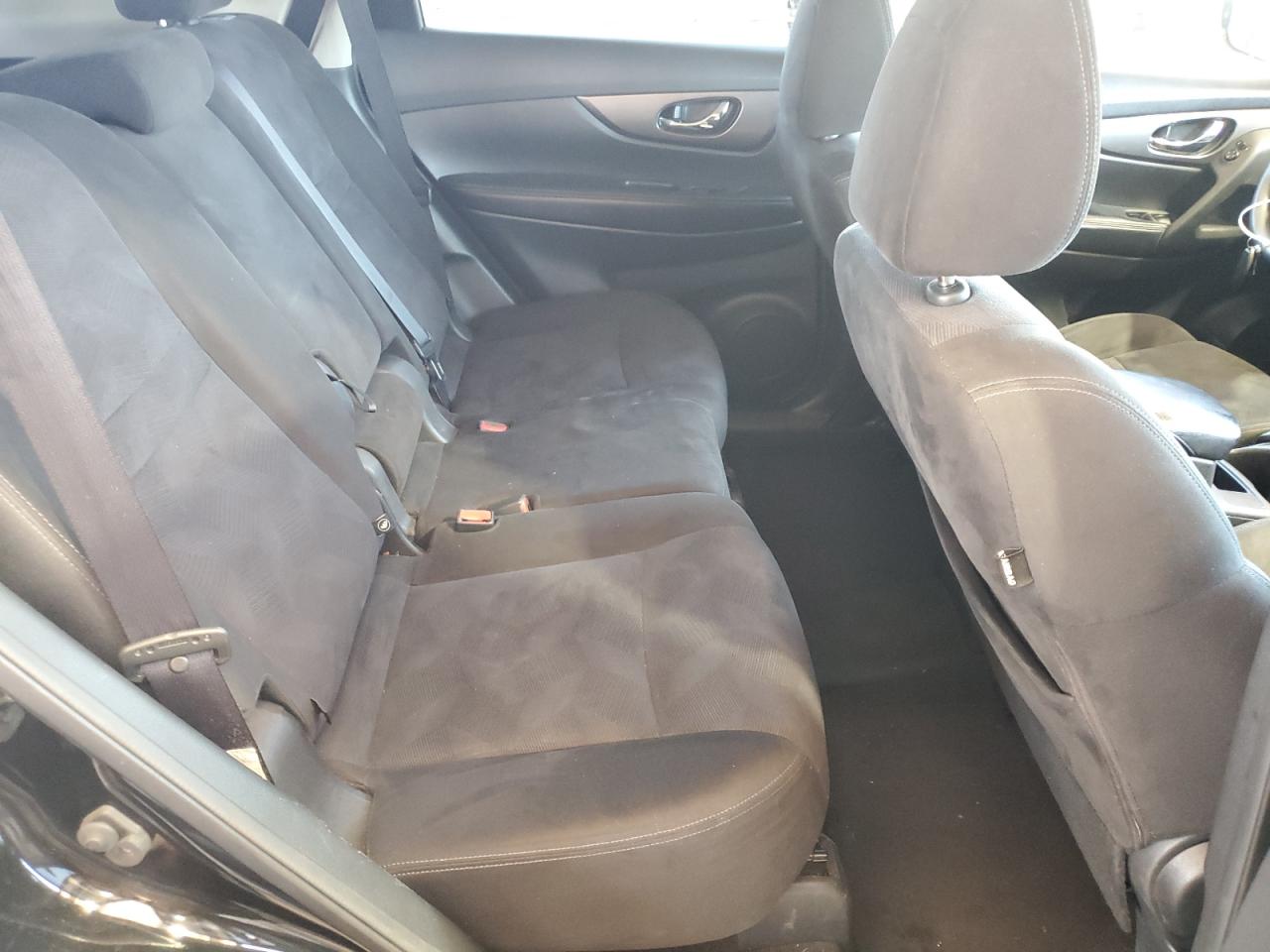 2015 Nissan Rogue S VIN: KNMAT2MV5FP549187 Lot: 61118814