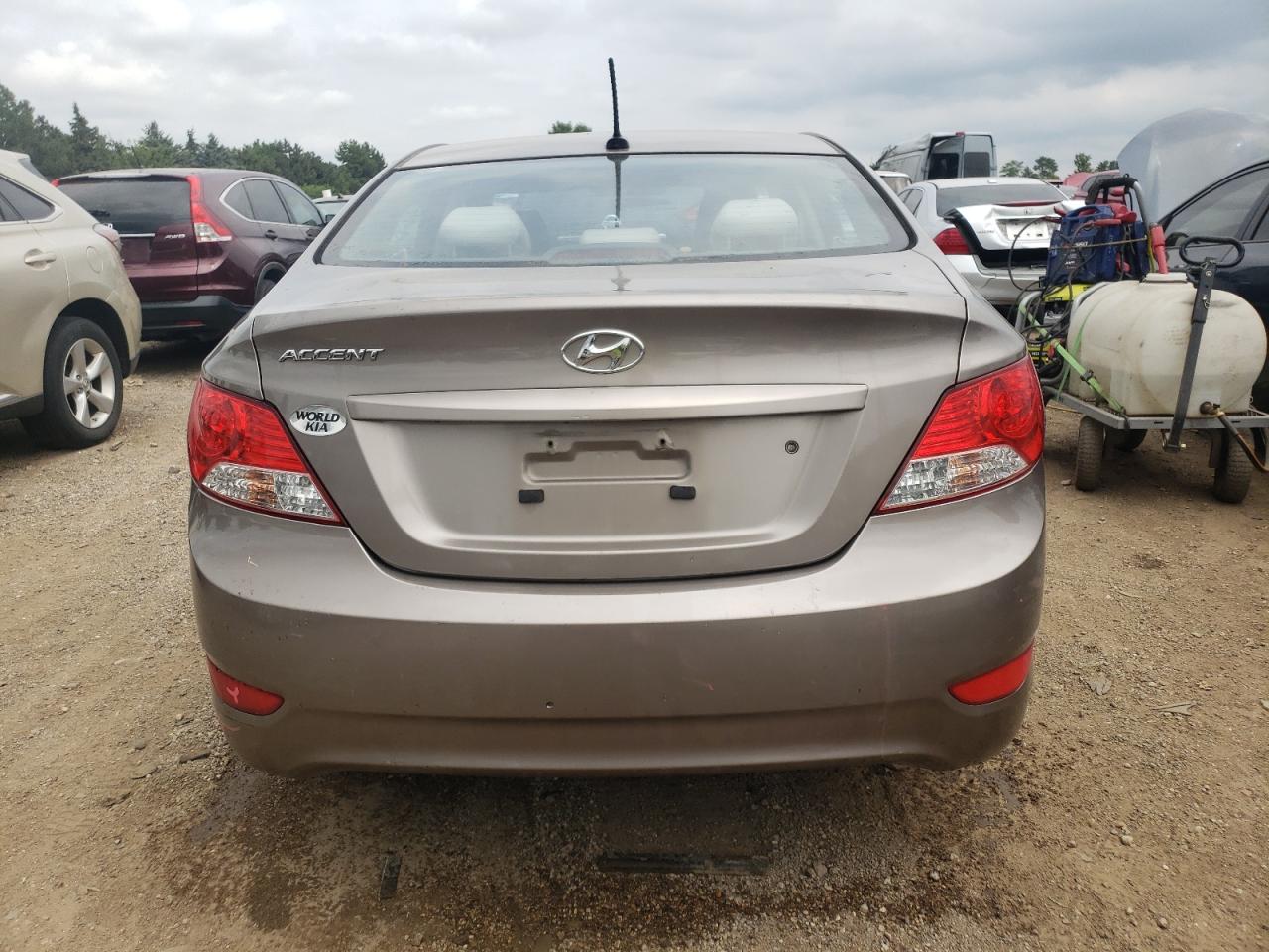 KMHCT4AE3EU642536 2014 Hyundai Accent Gls