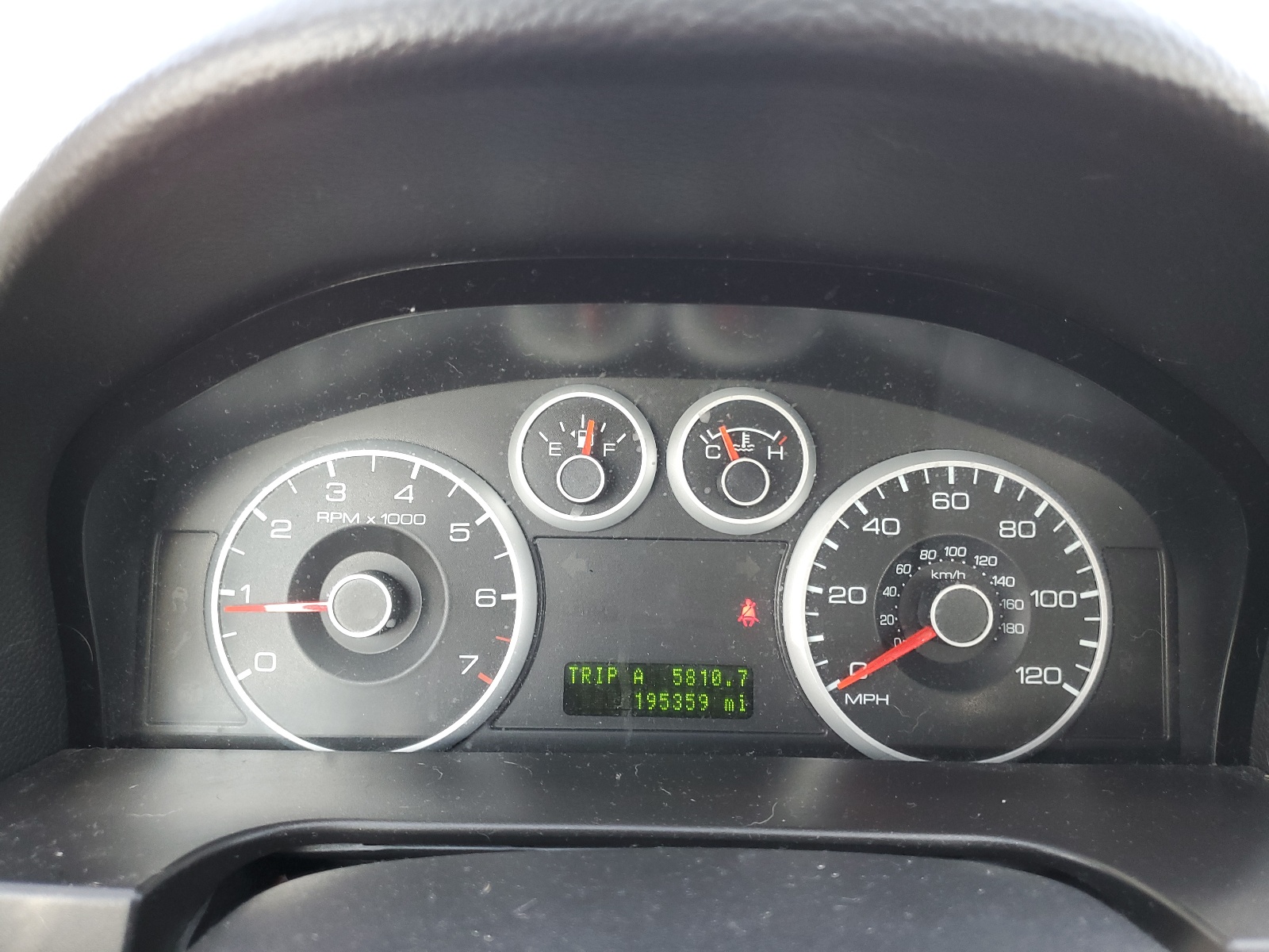 3FAHP07138R158573 2008 Ford Fusion Se