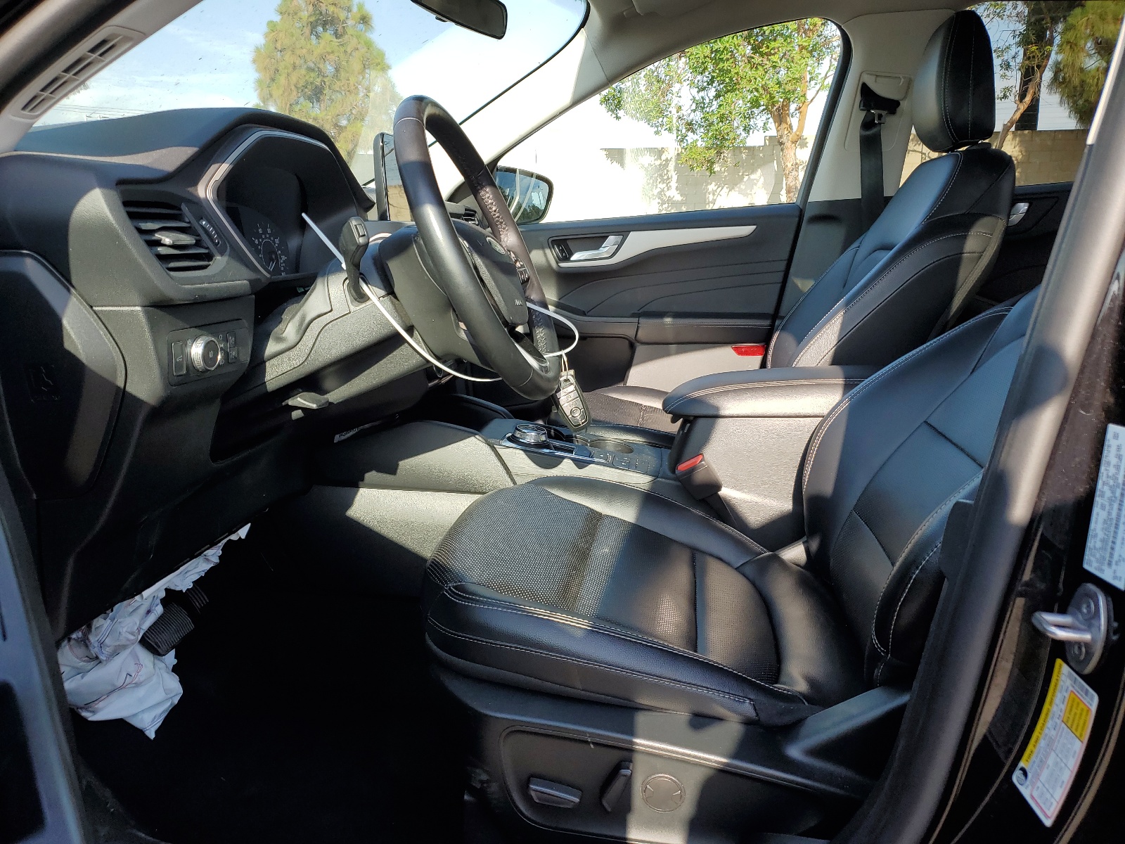 1FMCU0H60NUA72838 2022 Ford Escape Sel