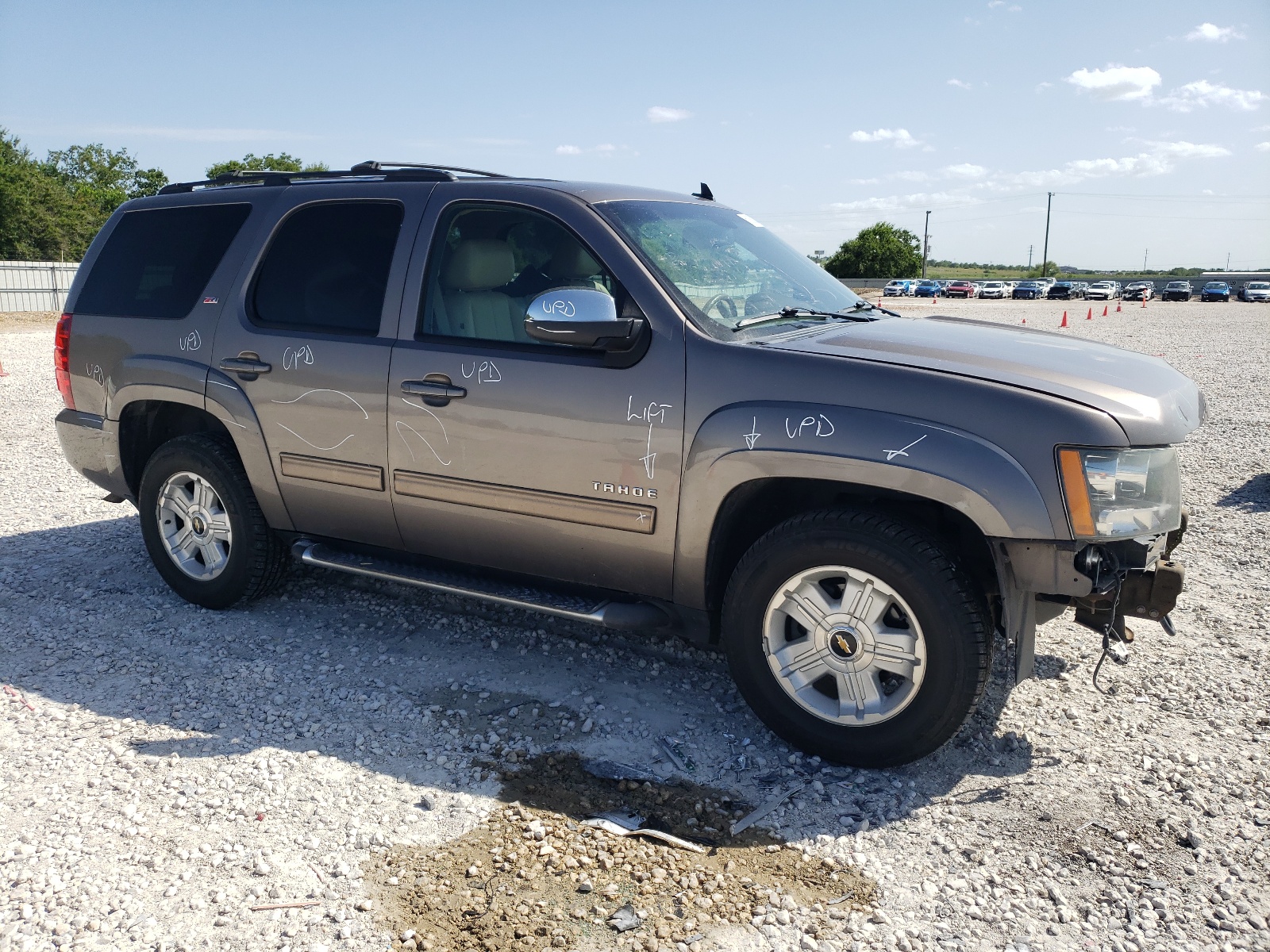 1GNSCBE00BR382802 2011 Chevrolet Tahoe C1500 Lt