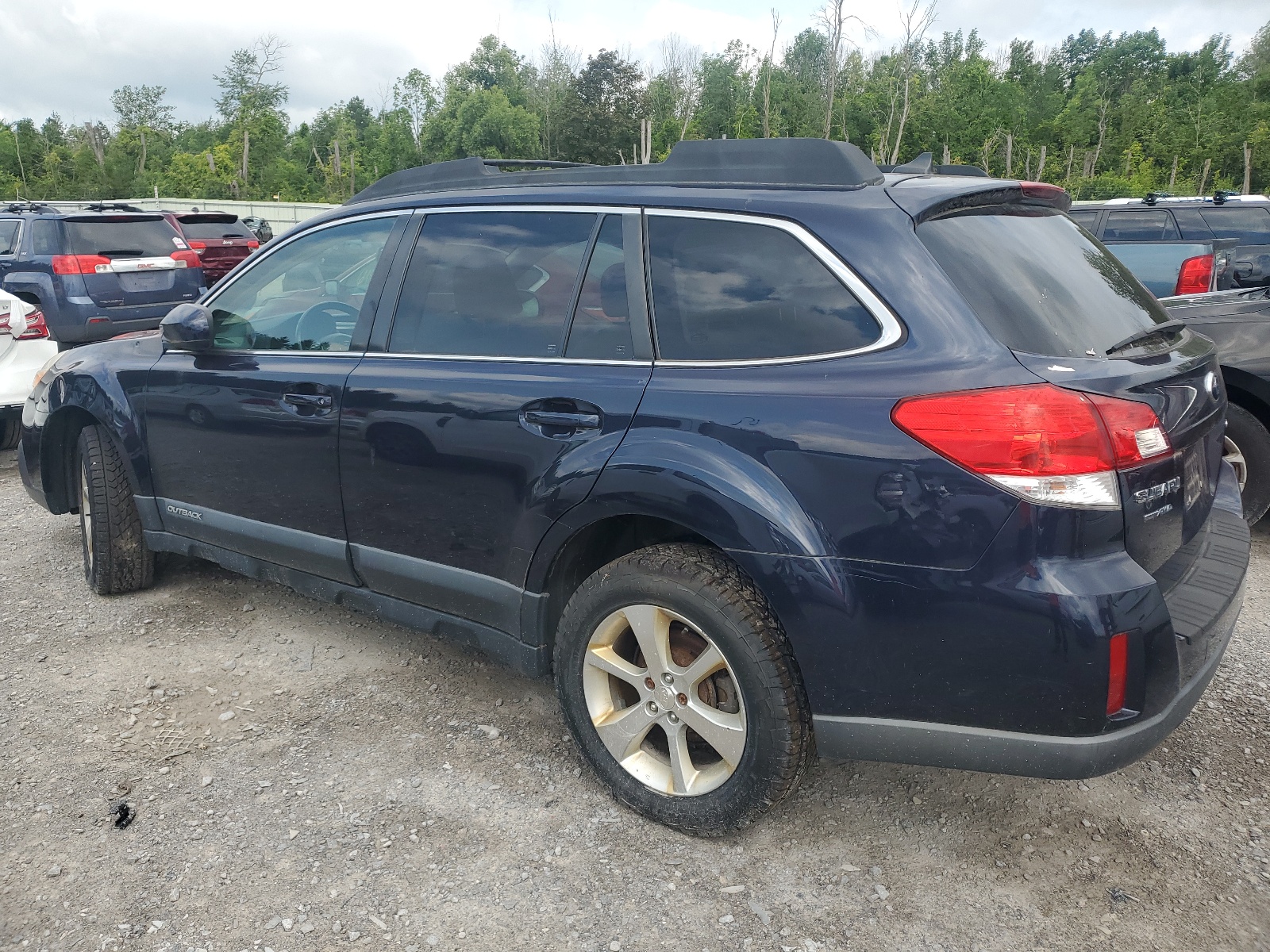 2013 Subaru Outback 2.5I Limited vin: 4S4BRBKC6D3325222