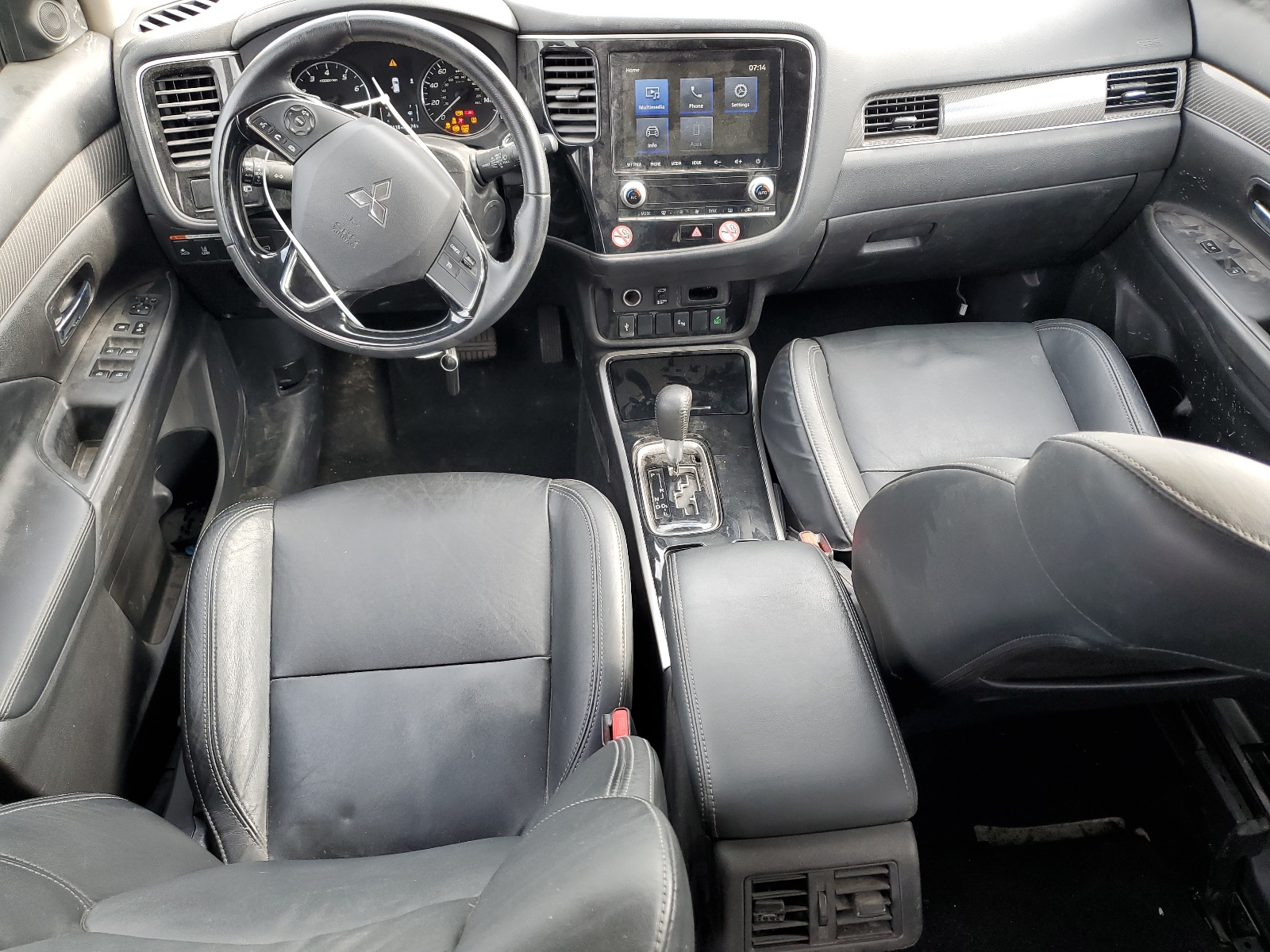 JA4AD3A34LJ001051 2020 Mitsubishi Outlander Se