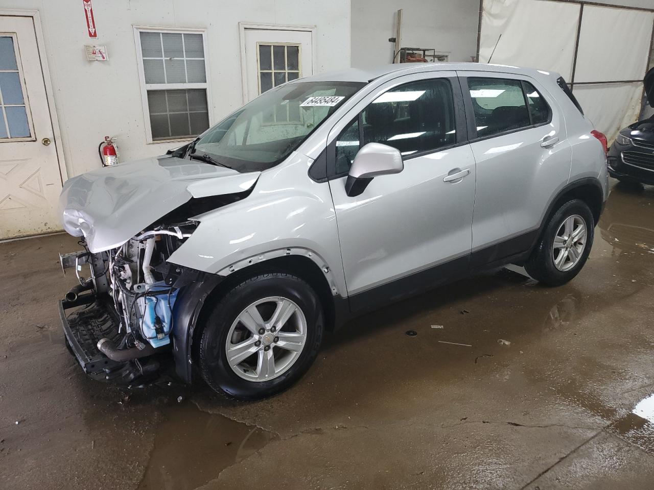 3GNCJKSB8LL134239 Chevrolet Trax LS