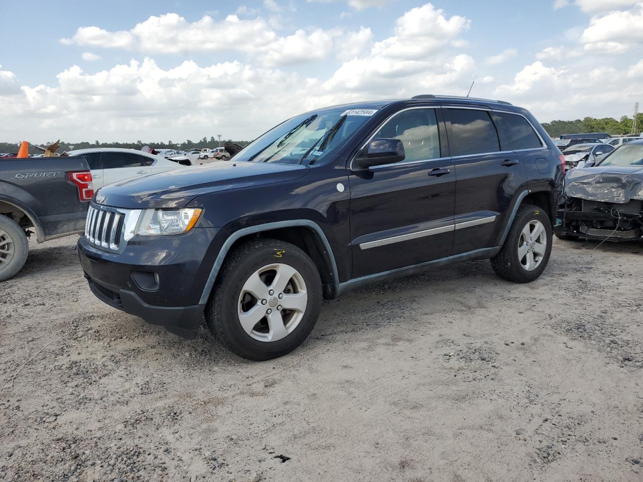 2011 Jeep Grand Cherokee Laredo VIN: 1J4RR4GT8BC529986 Lot: 63142584