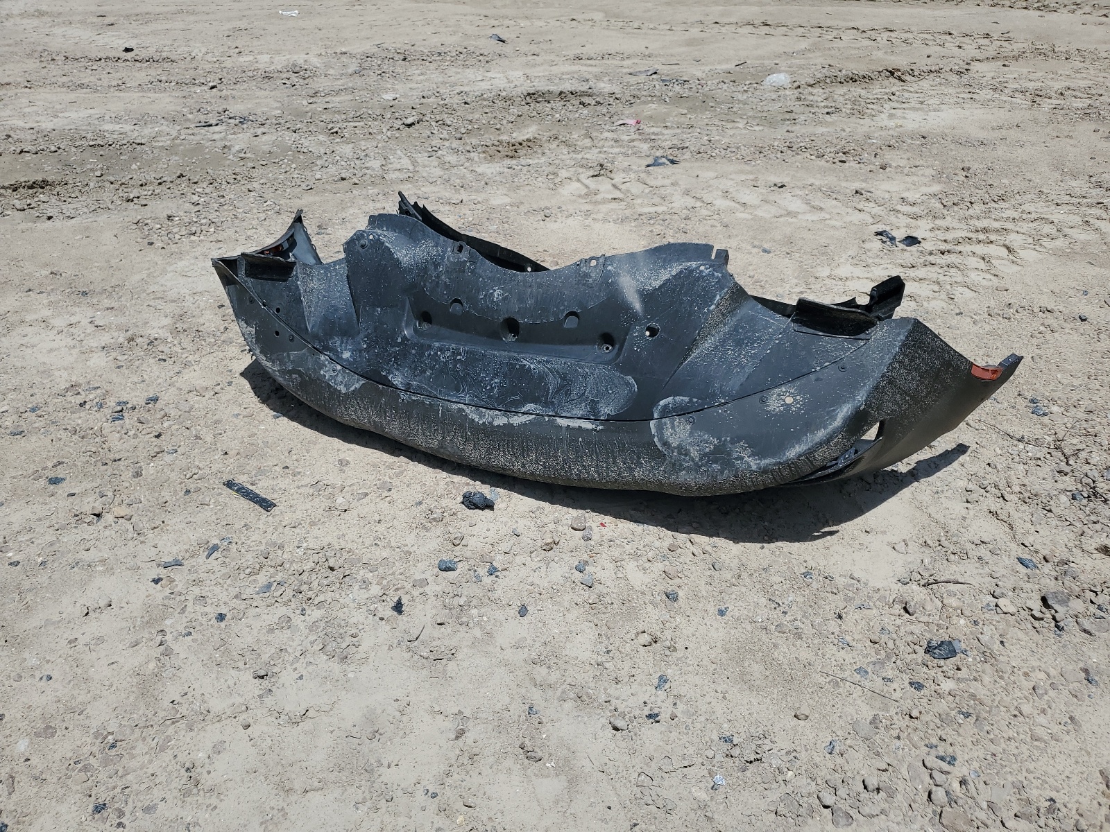 2C3CCABGXJH142975 2018 Chrysler 300 S