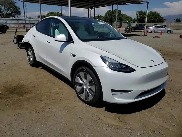 2022 Tesla Model Y VIN: 7SAYGDEE6NF362758 Lot: 63049514