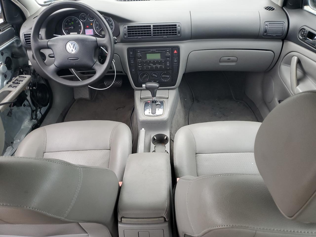 2005 Volkswagen Passat Gls VIN: WVWAD63BX5P032087 Lot: 56398805