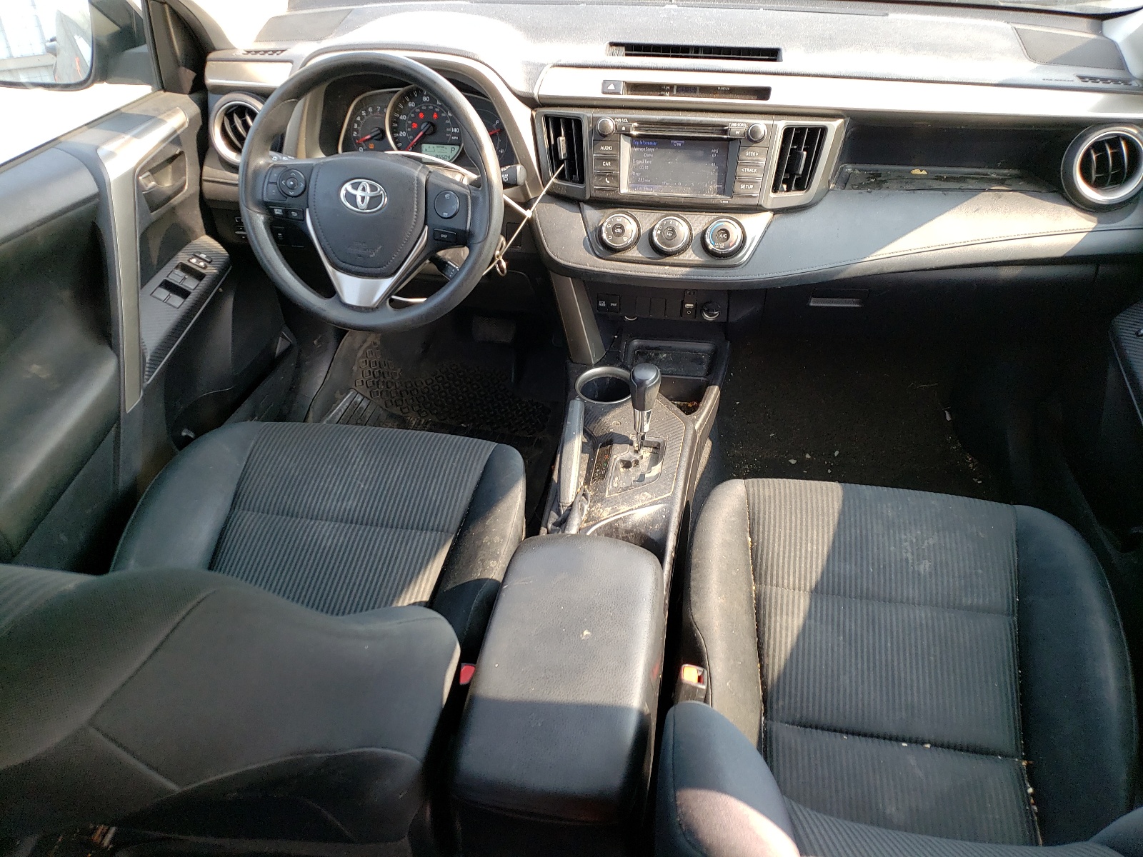 2T3BFREV6FW325515 2015 Toyota Rav4 Le