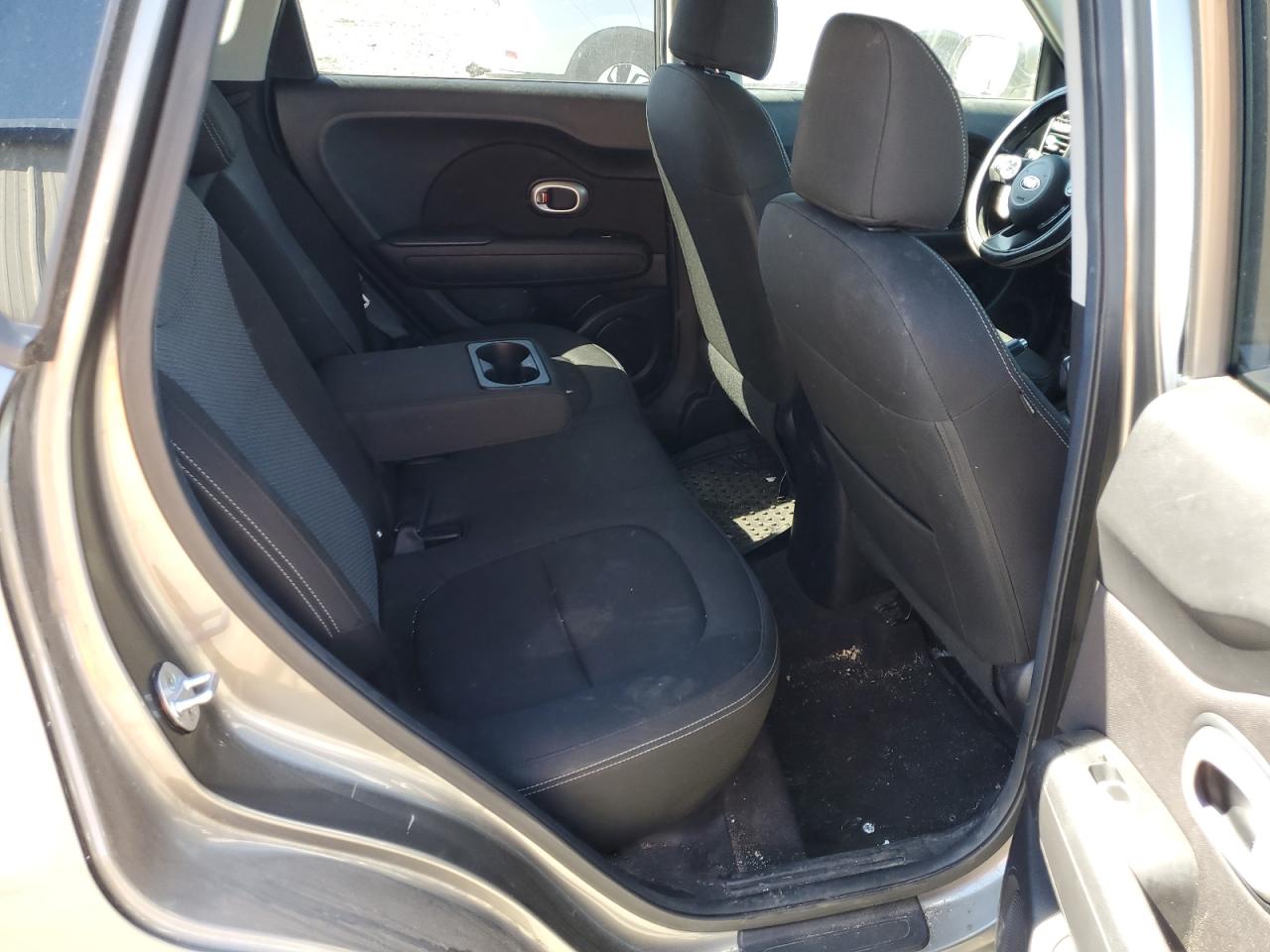 2017 Kia Soul + VIN: KNDJP3A5XH7497833 Lot: 65761084