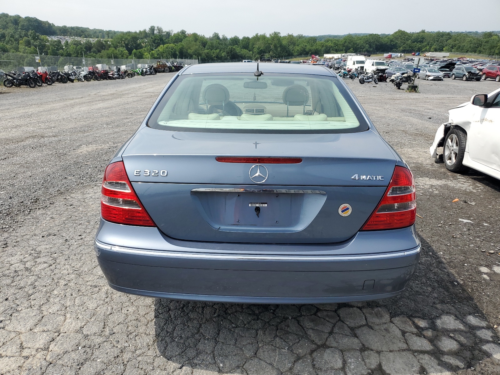 WDBUF82J95X169323 2005 Mercedes-Benz E 320 4Matic