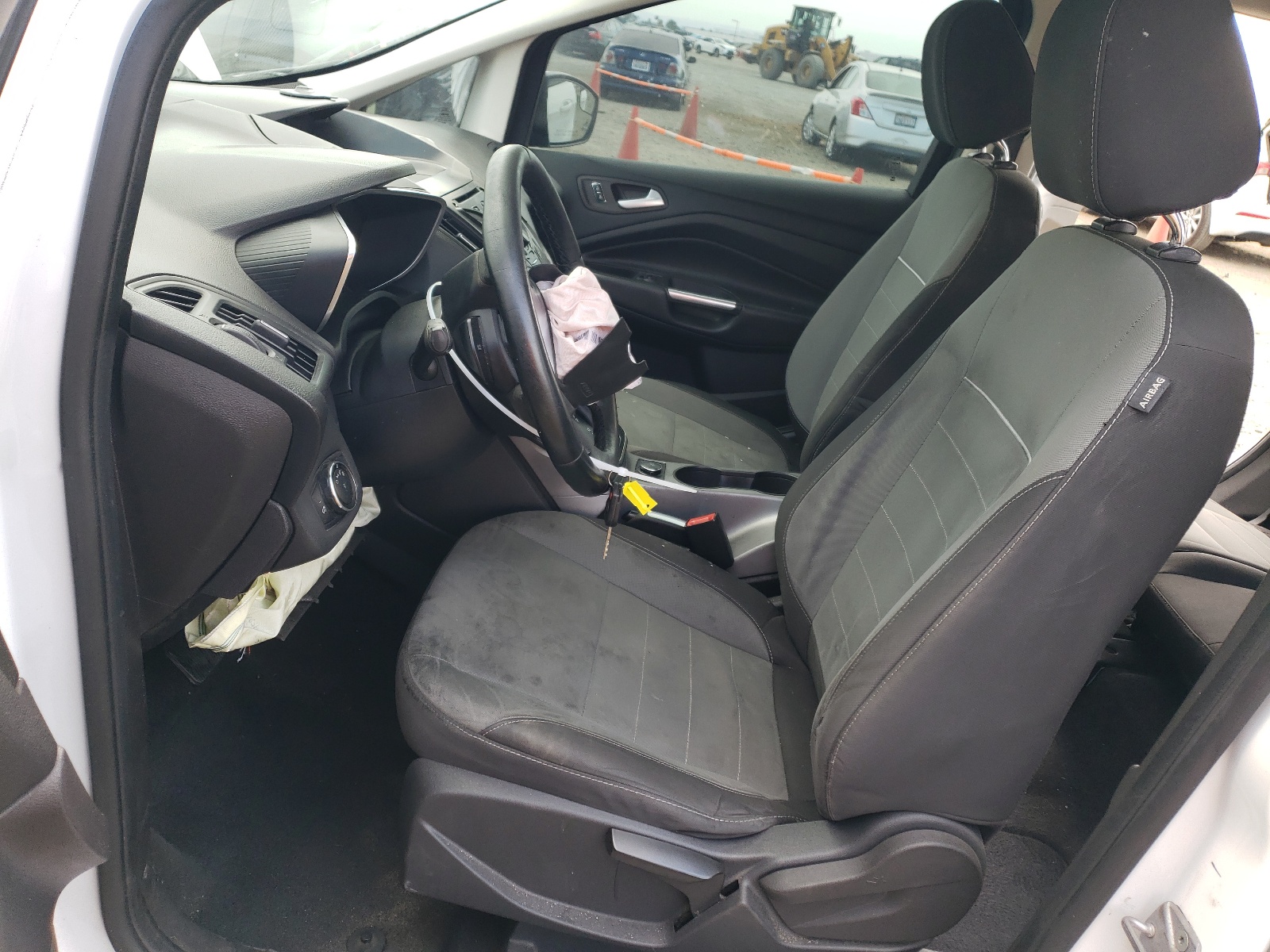 1FADP5AU4EL505255 2014 Ford C-Max Se