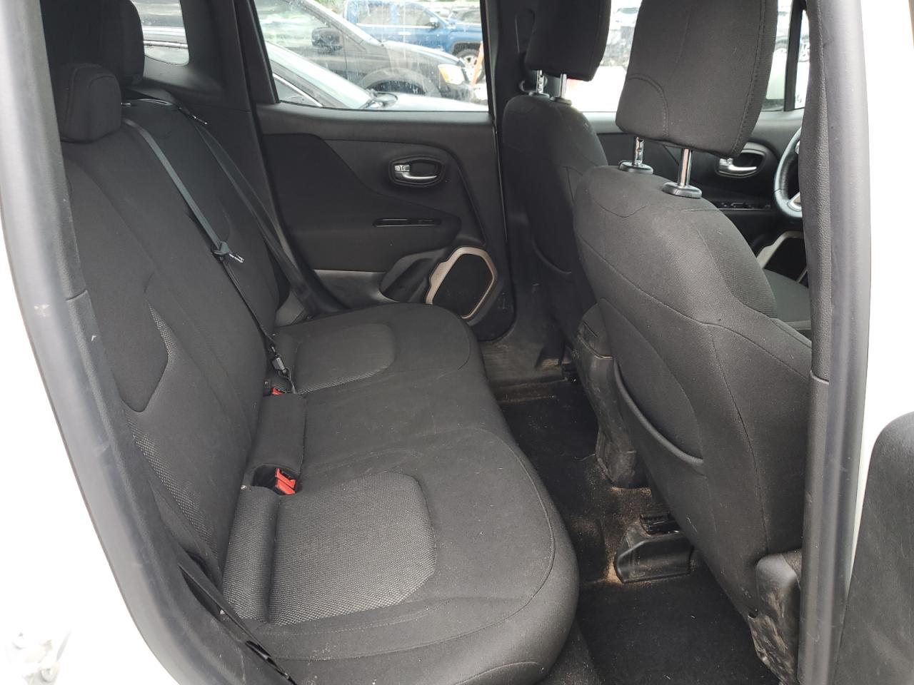 2015 Jeep Renegade Latitude VIN: ZACCJBBT4FPB29830 Lot: 61222434