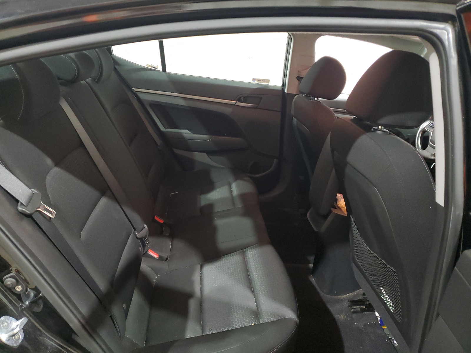 KMHD84LF0HU240781 2017 Hyundai Elantra Se