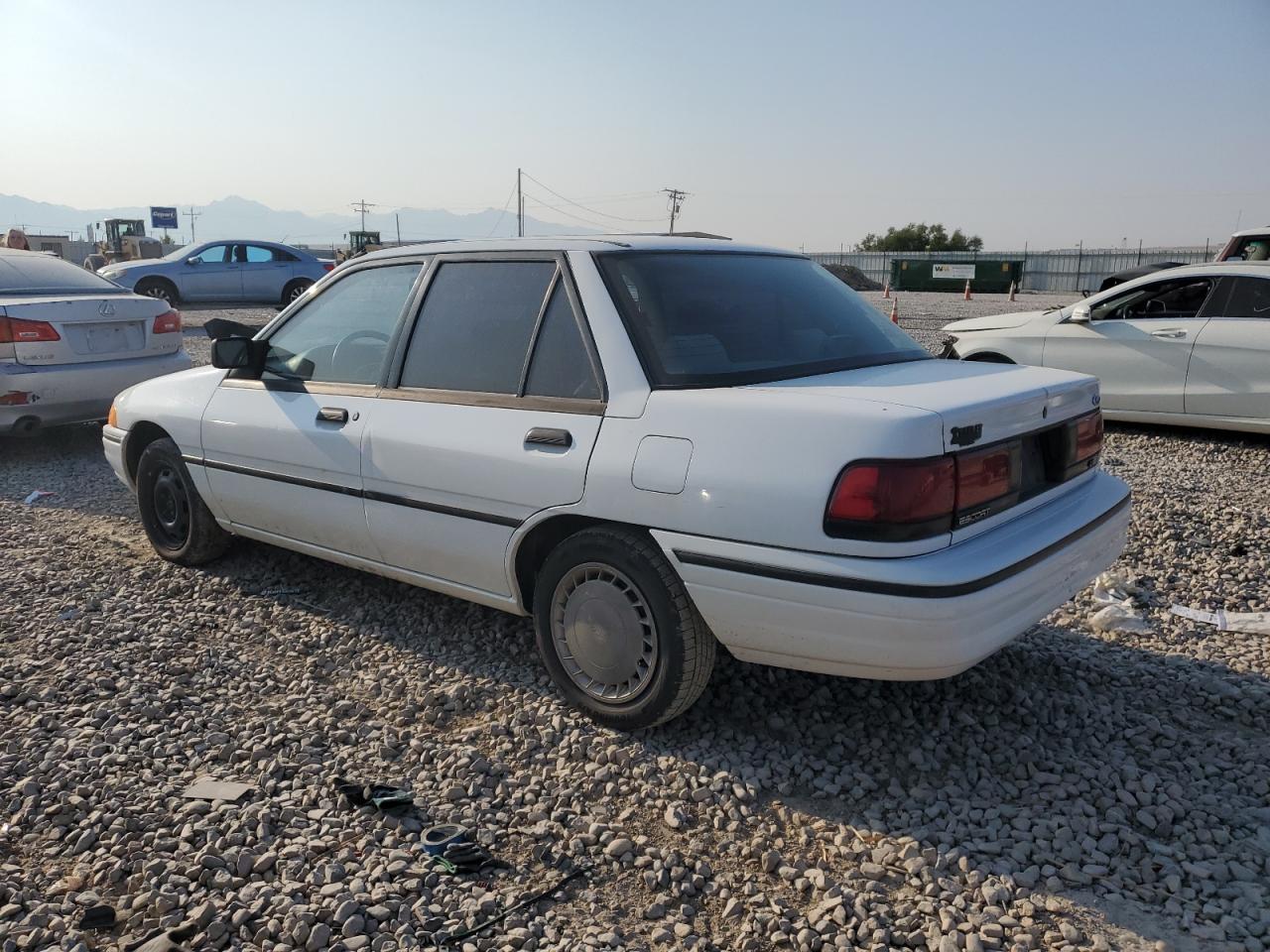 3FAPP13J4PR179471 1993 Ford Escort Lx