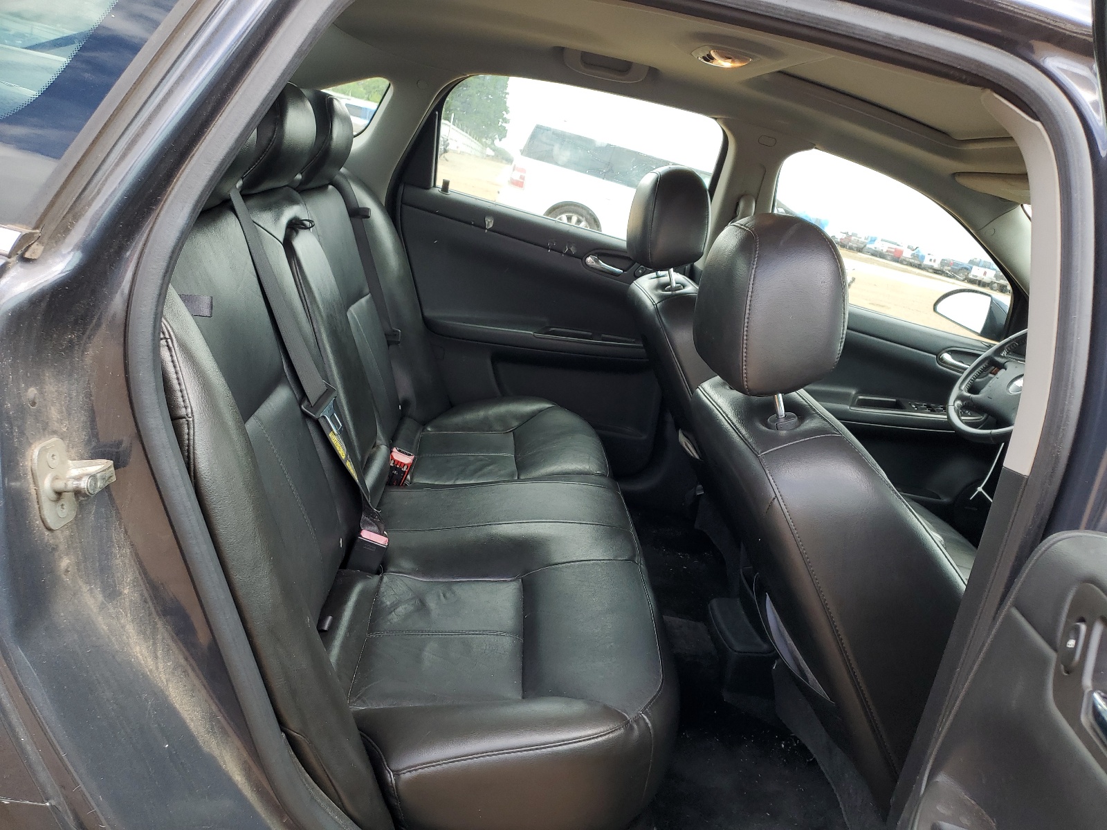 2G1WU583781271155 2008 Chevrolet Impala Ltz