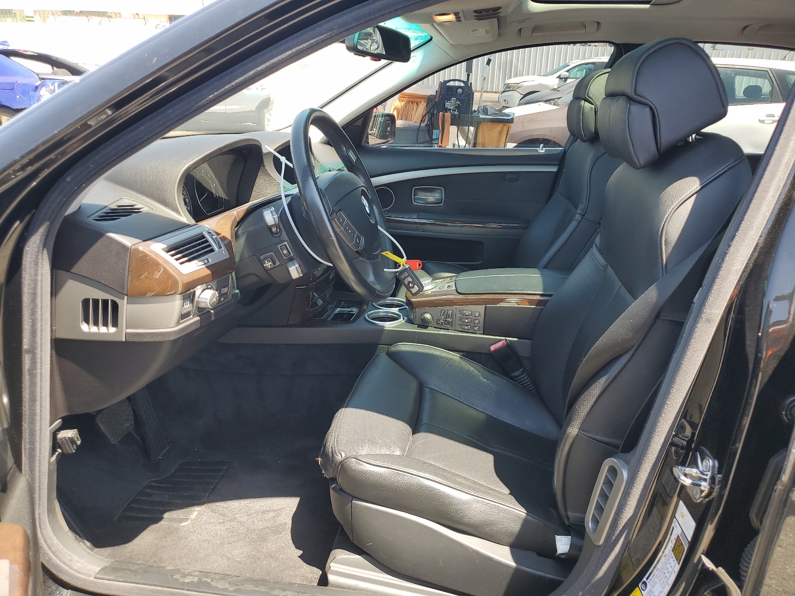 WBAHL83577DT10565 2007 BMW 750 I