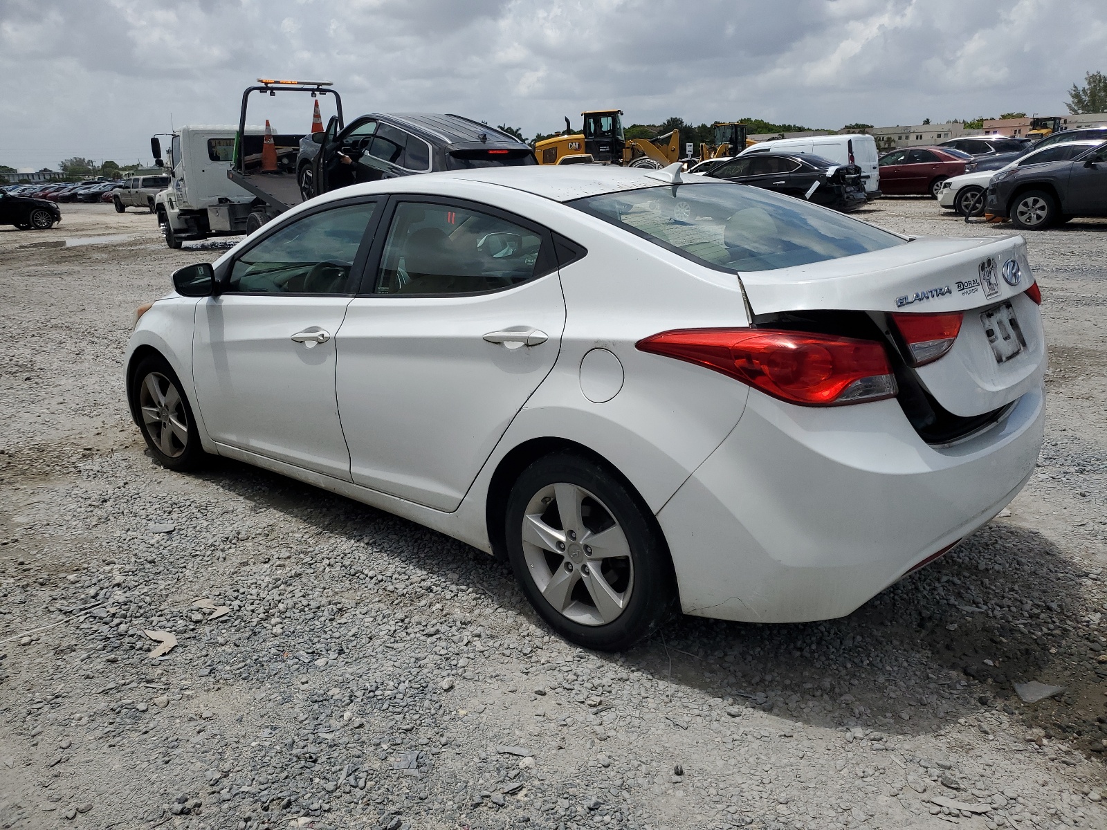 2013 Hyundai Elantra Gls vin: 5NPDH4AE6DH183313