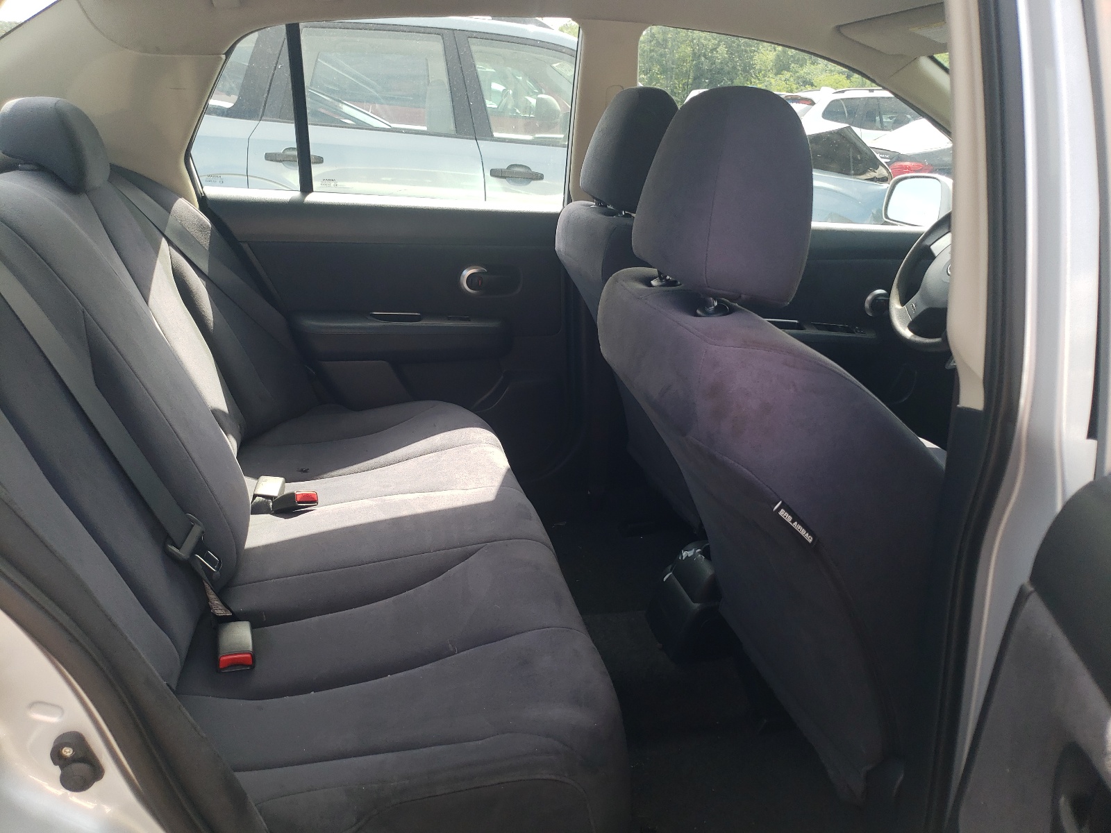 3N1BC11E57L425715 2007 Nissan Versa S