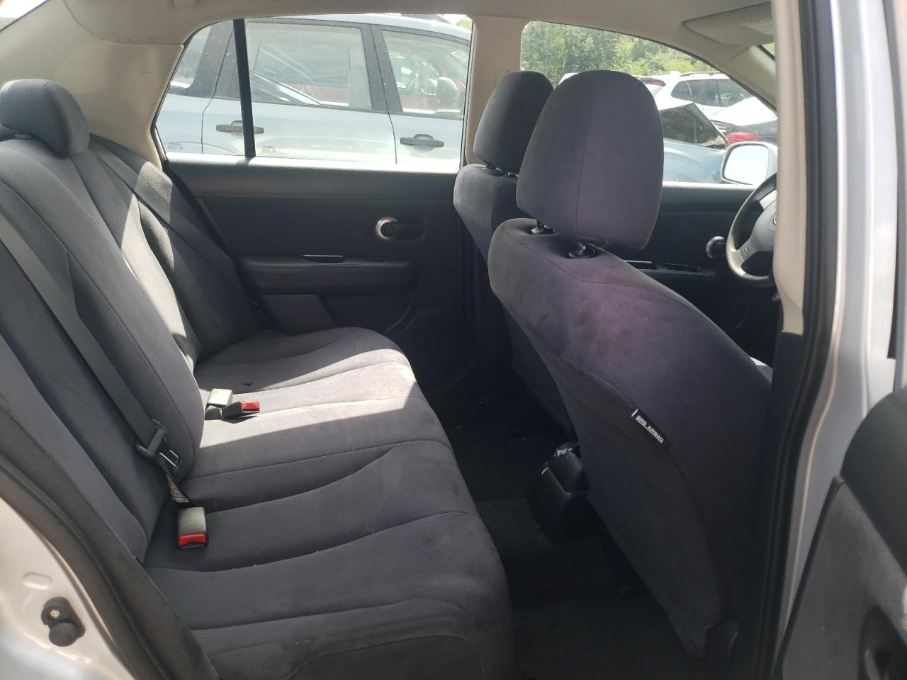 2007 Nissan Versa S VIN: 3N1BC11E57L425715 Lot: 62872244