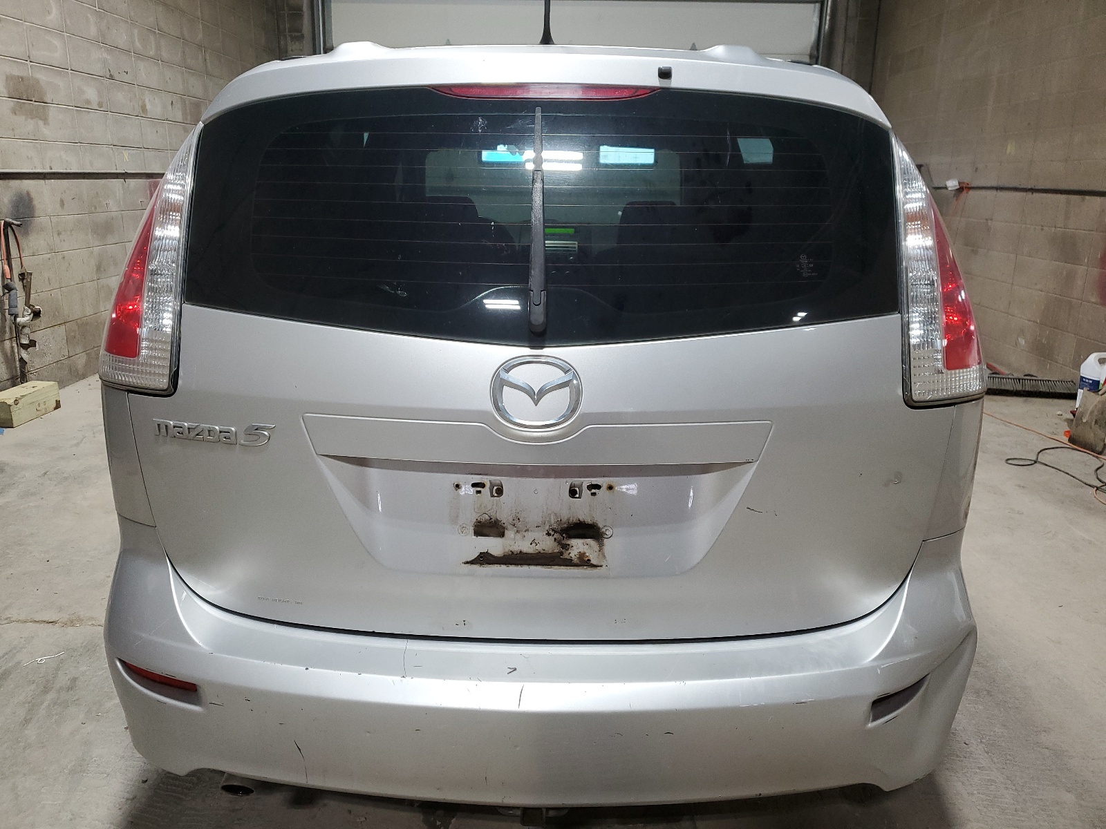 JM1CR293590358638 2009 Mazda 5