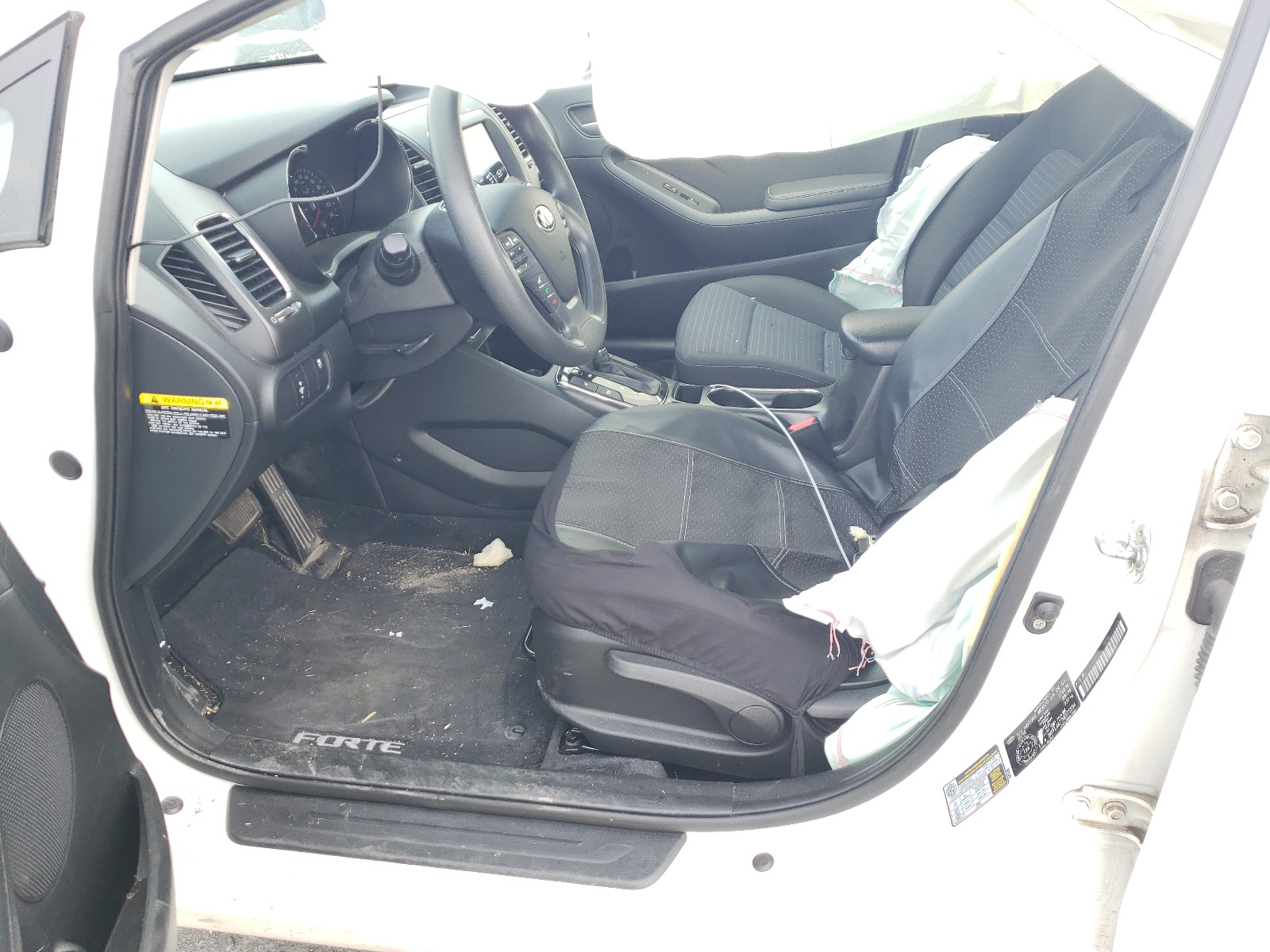 3KPFL4A77HE072594 2017 Kia Forte Lx