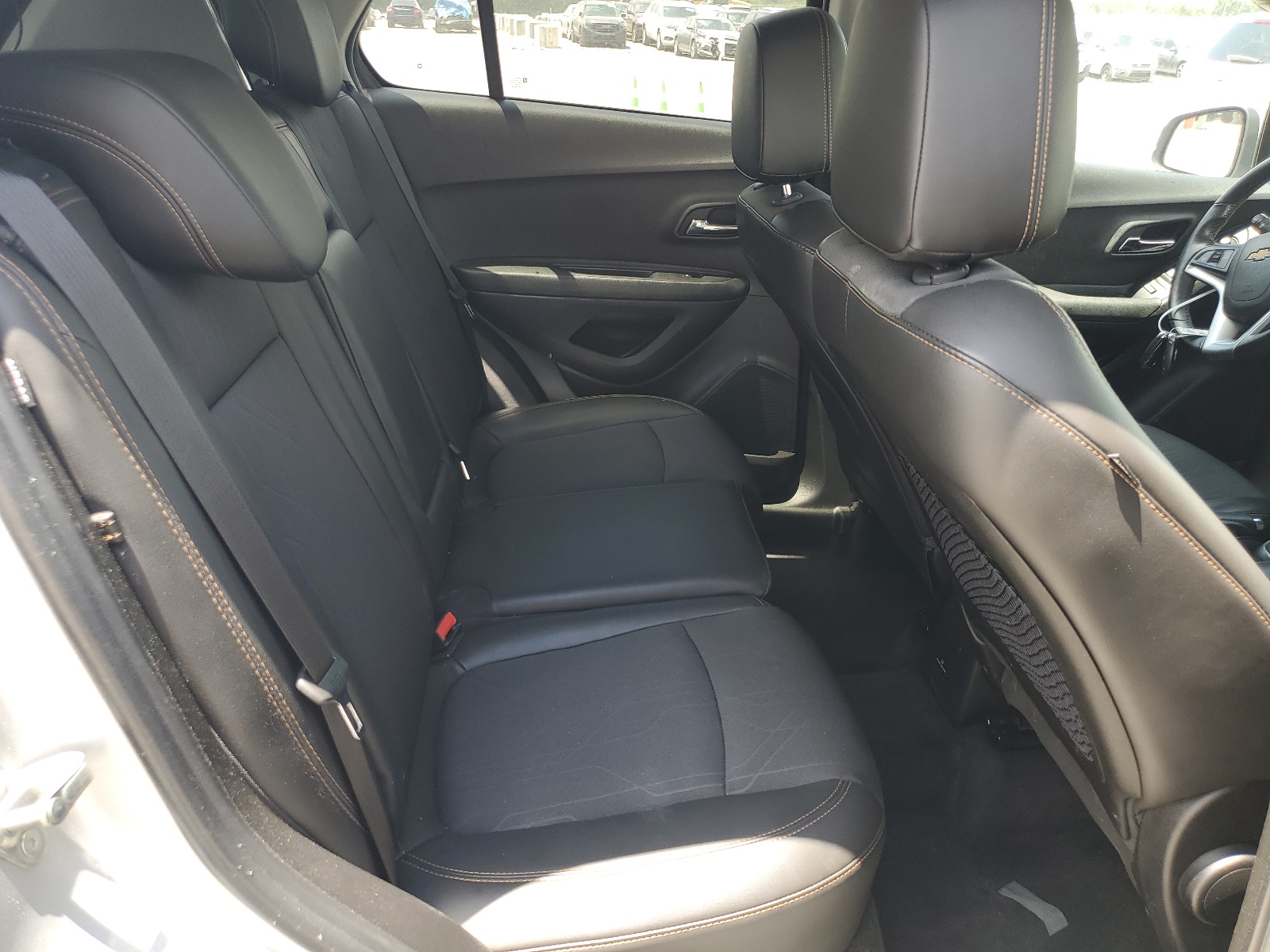 3GNCJPSB2KL149301 2019 Chevrolet Trax 1Lt