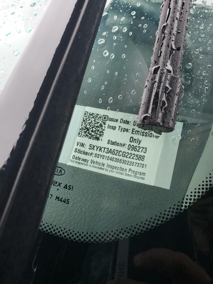 2012 Kia Sorento Base VIN: 5XYKT3A62CG222588 Lot: 62208914