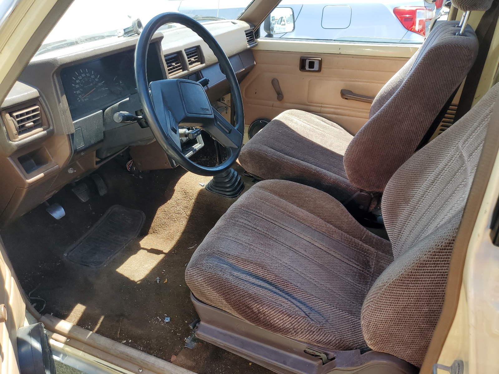 JT4RN50R9G0209753 1986 Toyota Pickup 1/2 Ton Rn50