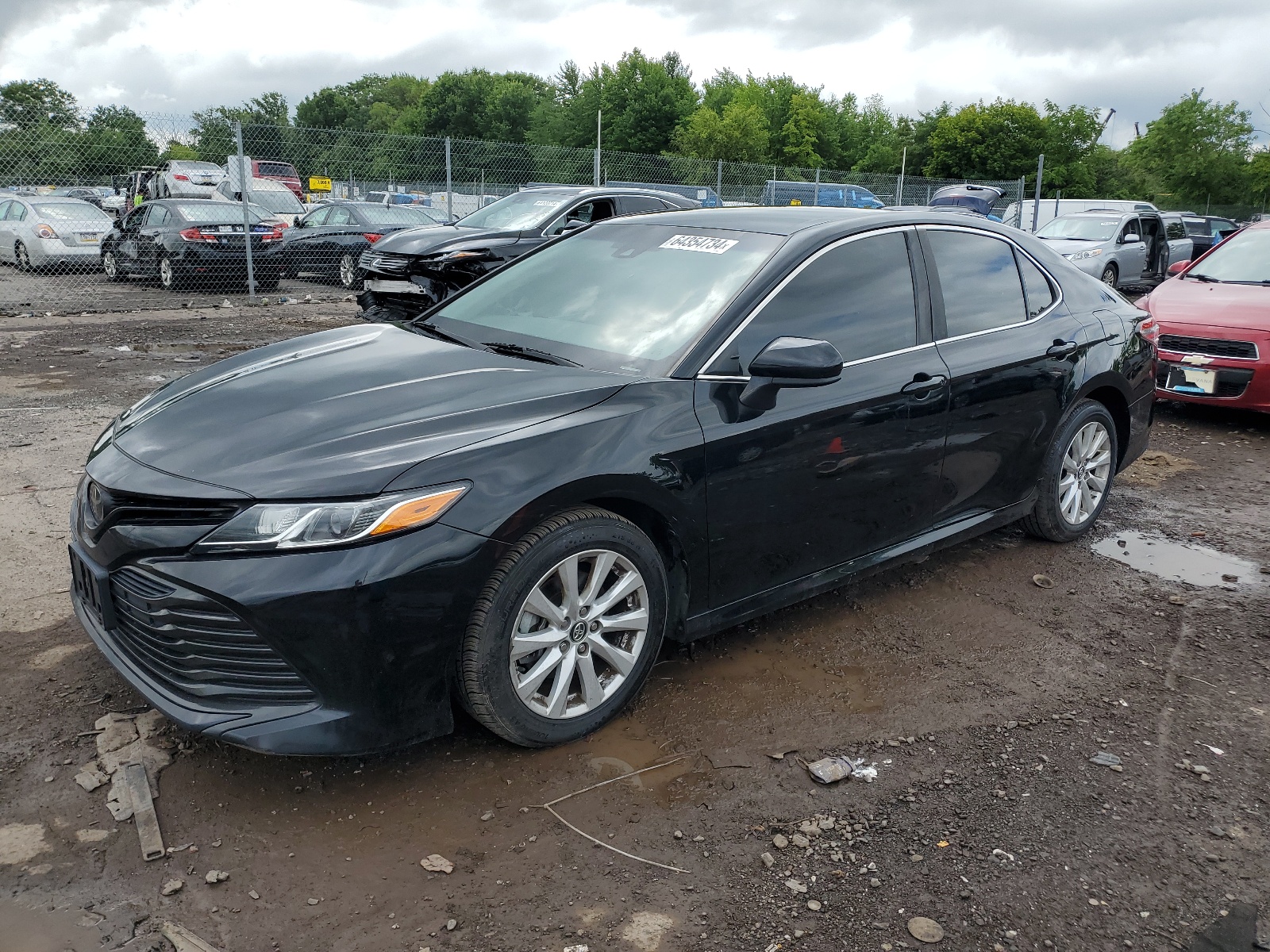 2018 Toyota Camry L vin: 4T1B11HK7JU058601