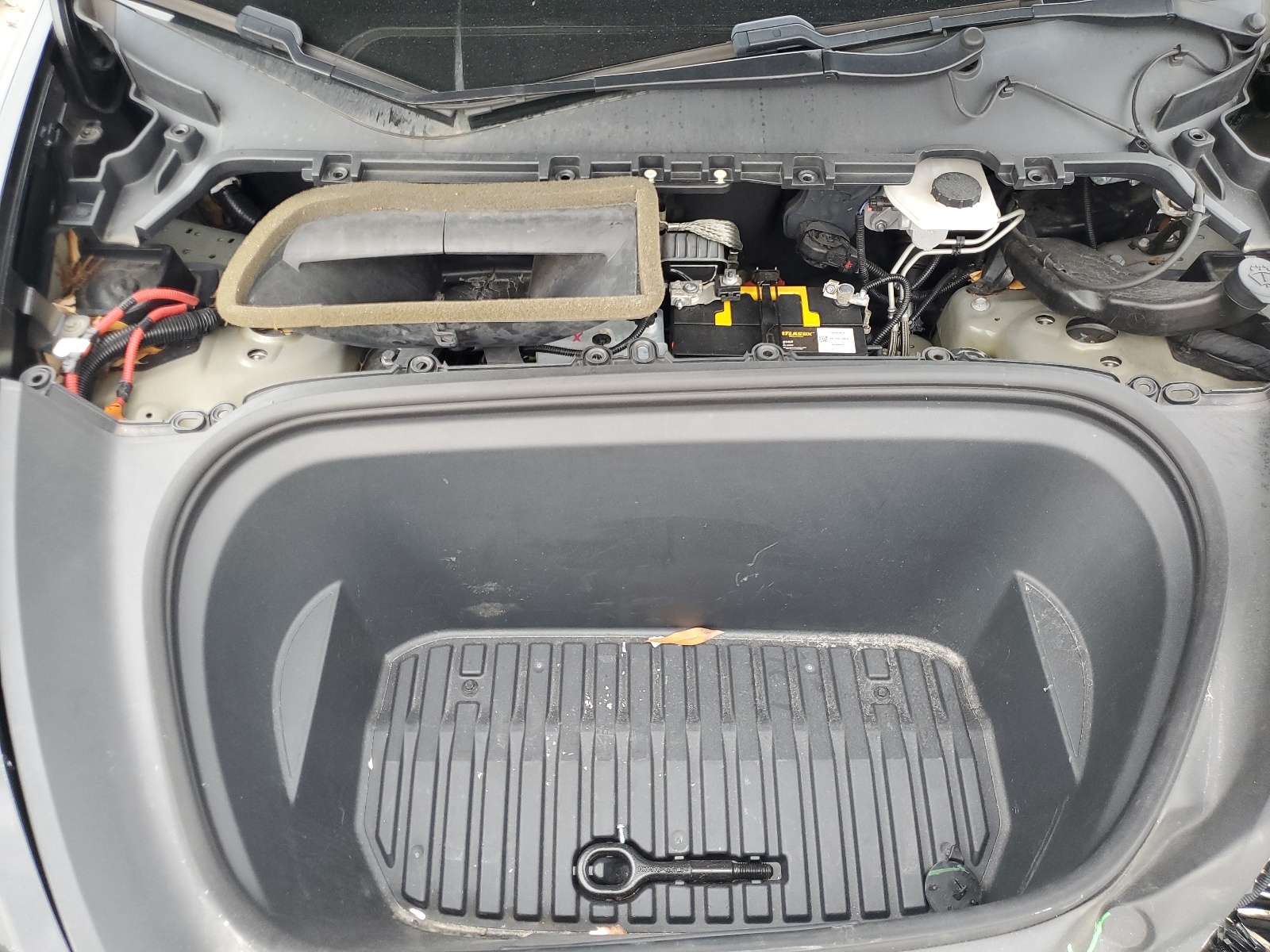 5YJYGDEE9MF063972 2021 Tesla Model Y