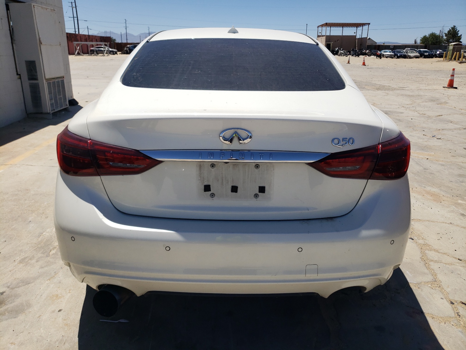 JN1EV7AP3JM359609 2018 Infiniti Q50 Luxe