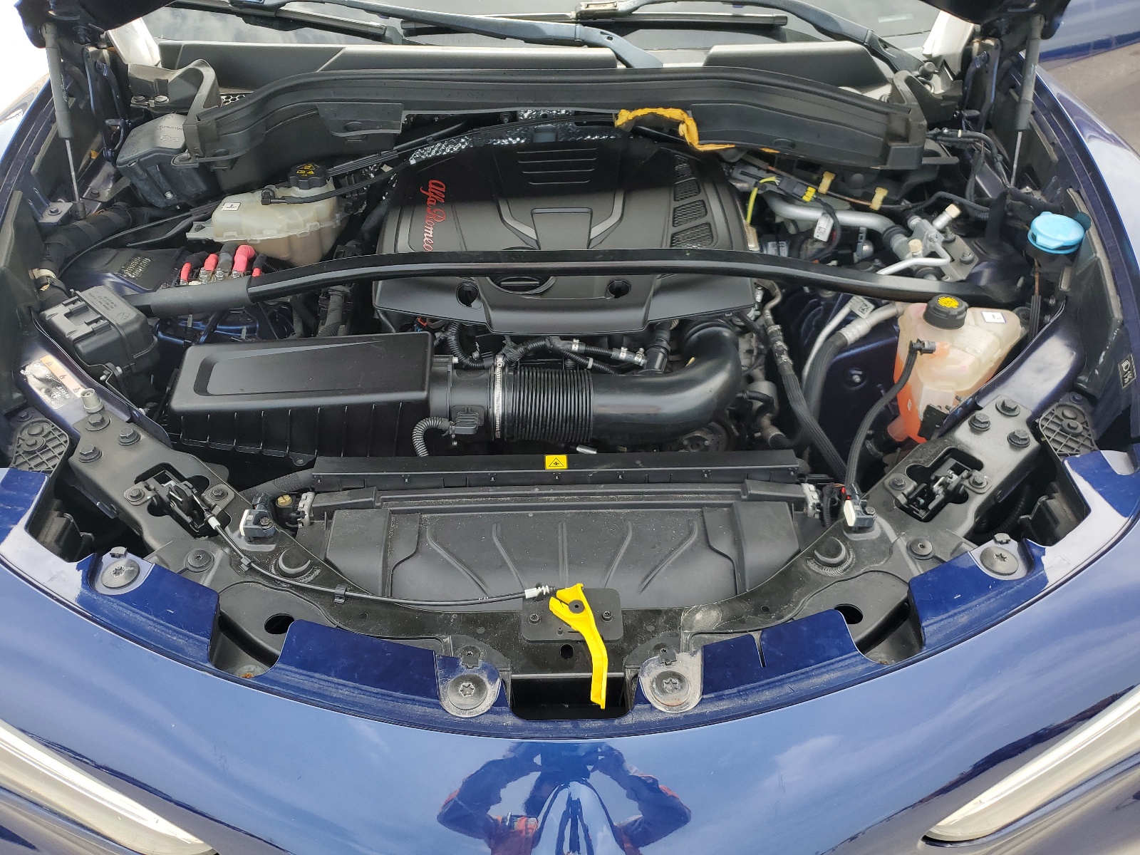 ZASFAKNN2J7B90682 2018 Alfa Romeo Stelvio Ti Sport