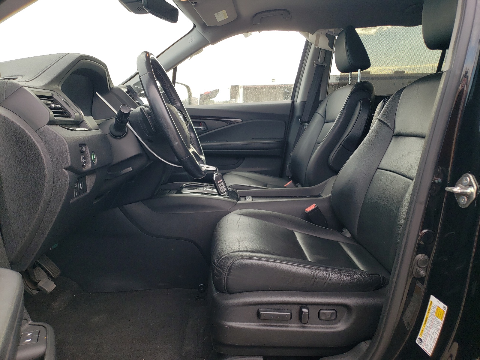 5FNYF6H90KB064017 2019 Honda Pilot Touring