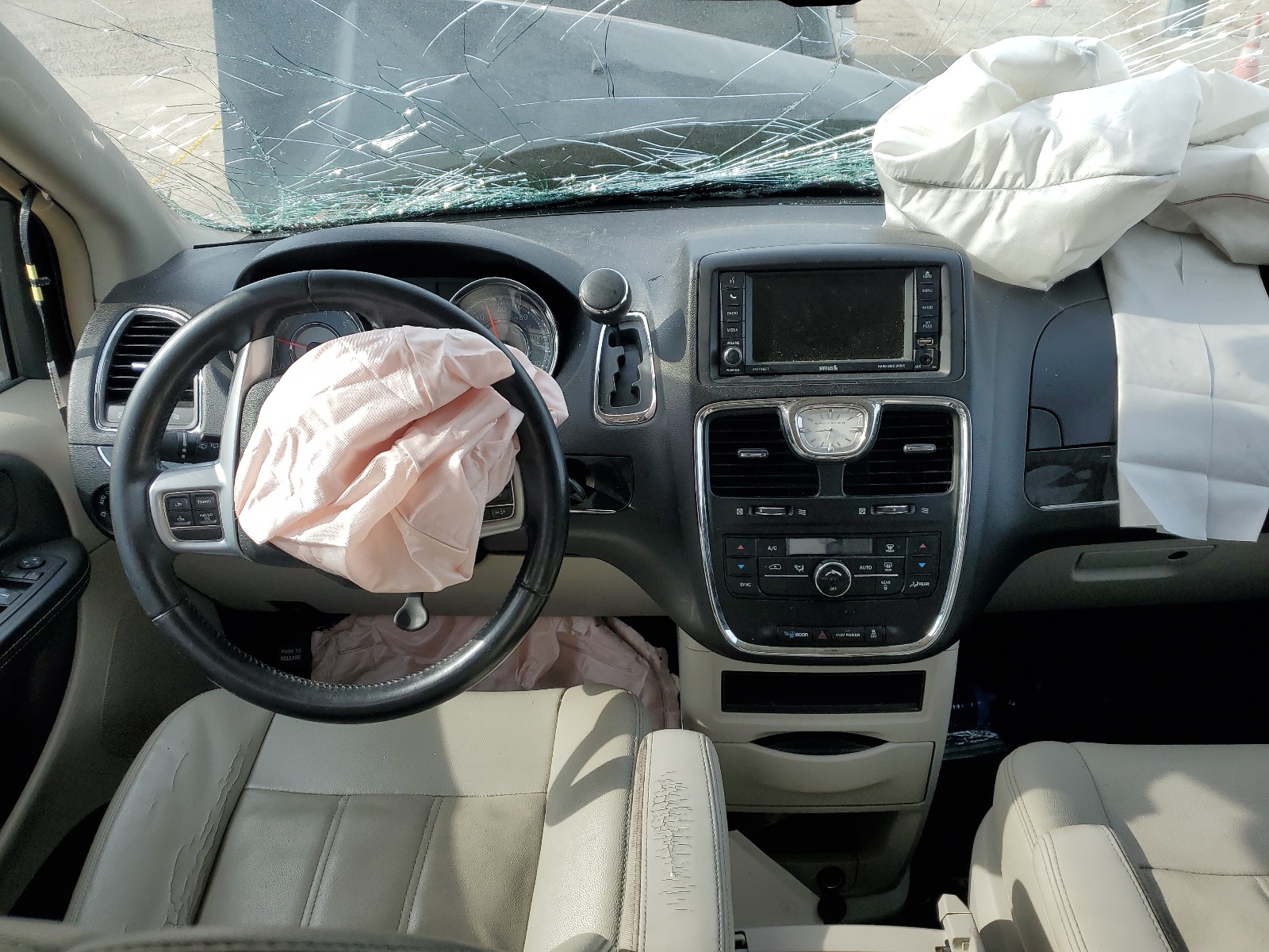 2C4RC1BG8DR775382 2013 Chrysler Town & Country Touring