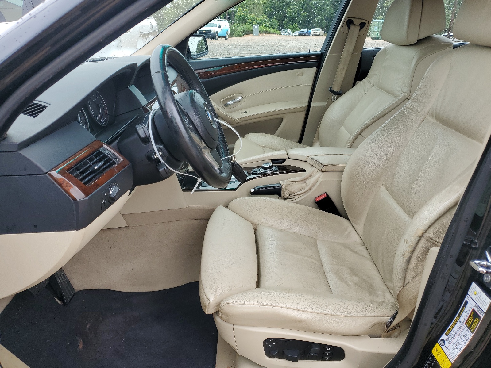 WBANU53539C118275 2009 BMW 528 I