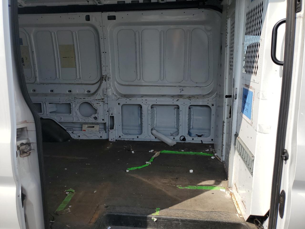 2015 Ford Transit - Image 11