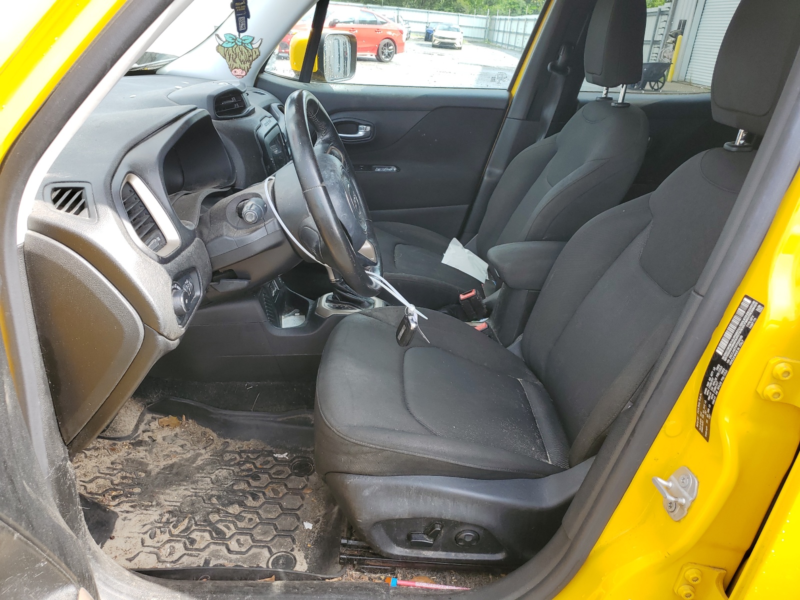 ZACCJABT4FPB90069 2015 Jeep Renegade Latitude