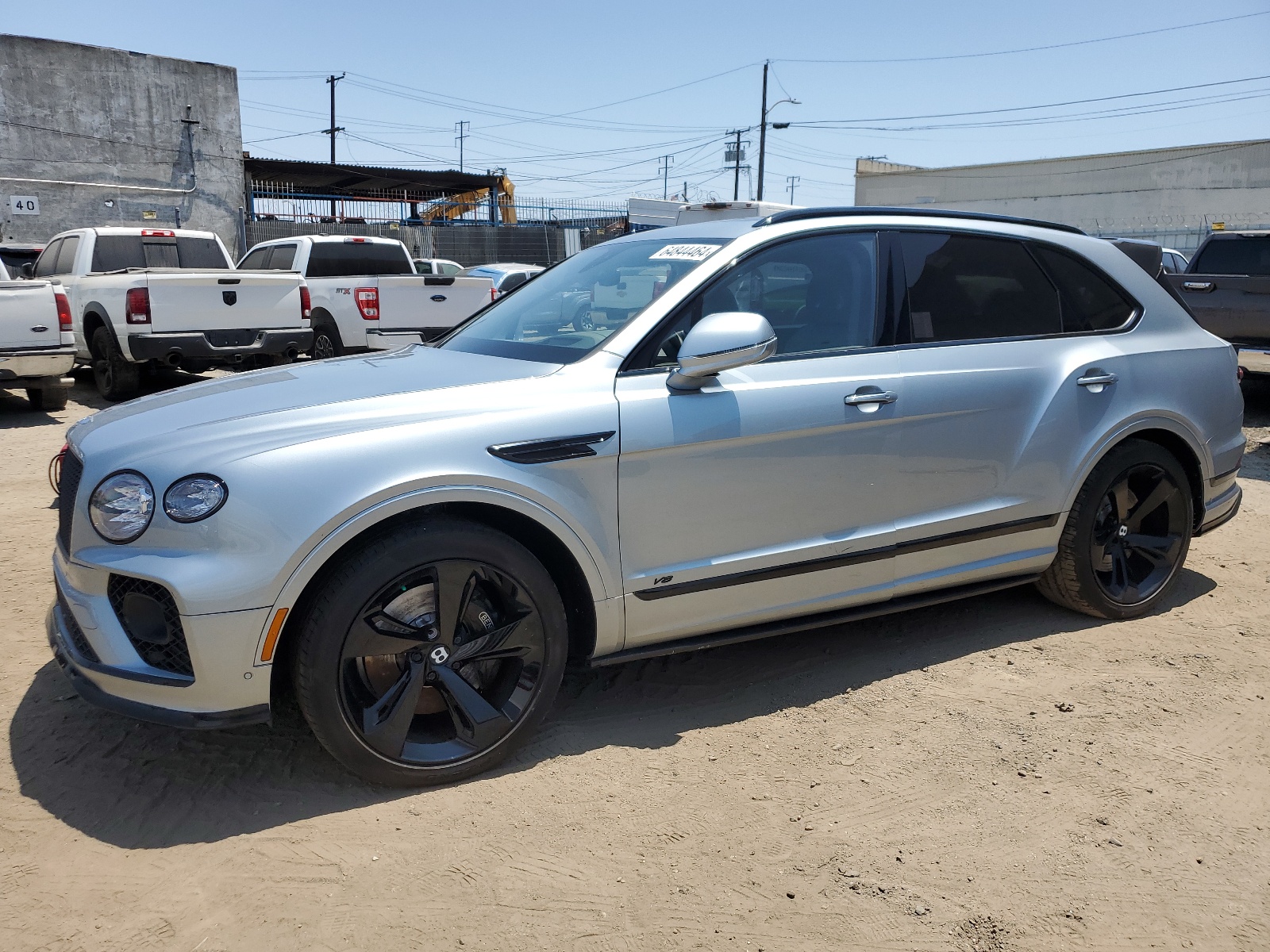 2022 Bentley Bentayga vin: SJAAM2ZV9NC011752