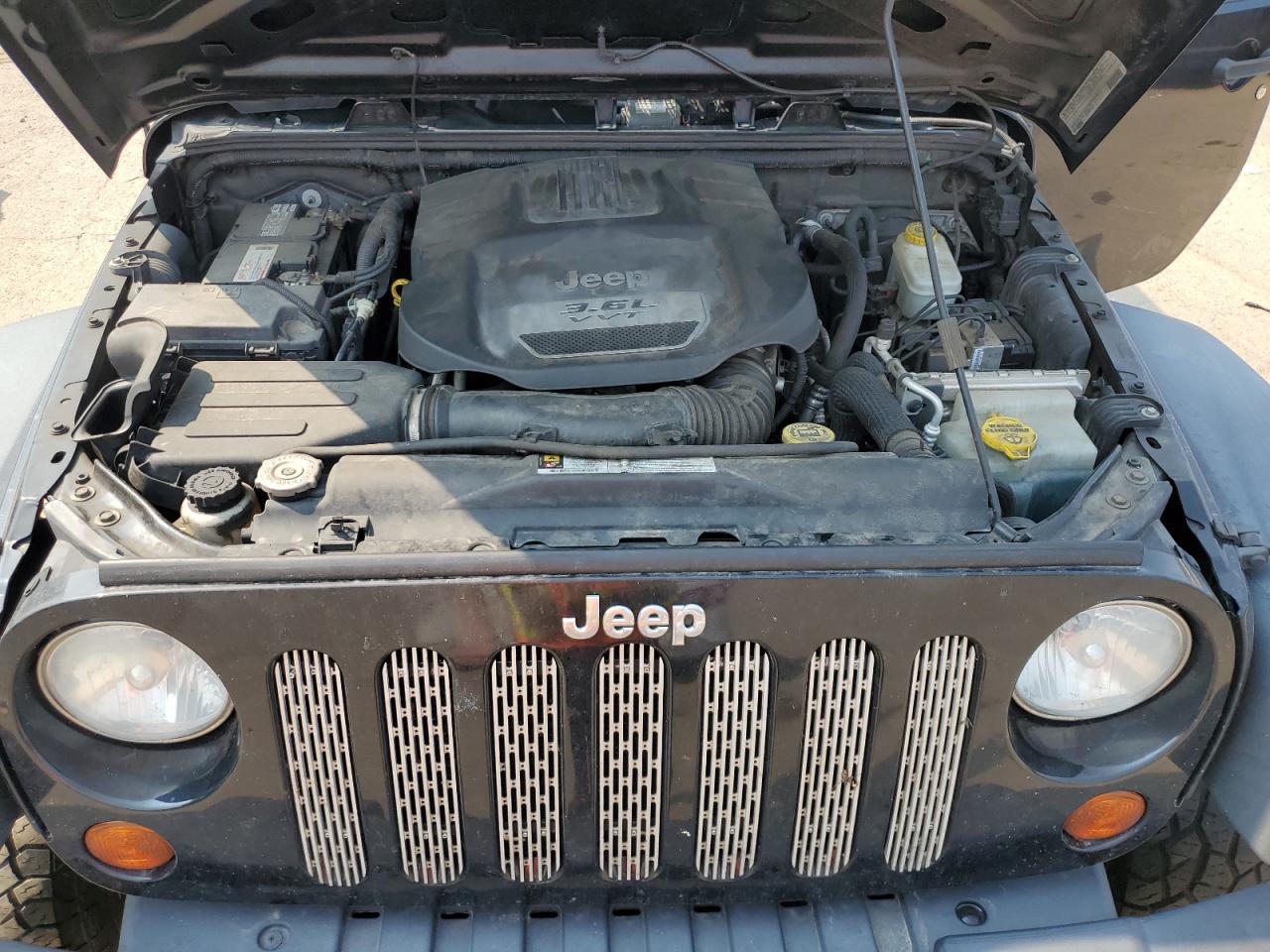 2012 Jeep Wrangler Unlimited Sport VIN: 1C4BJWDG5CL172852 Lot: 63997414