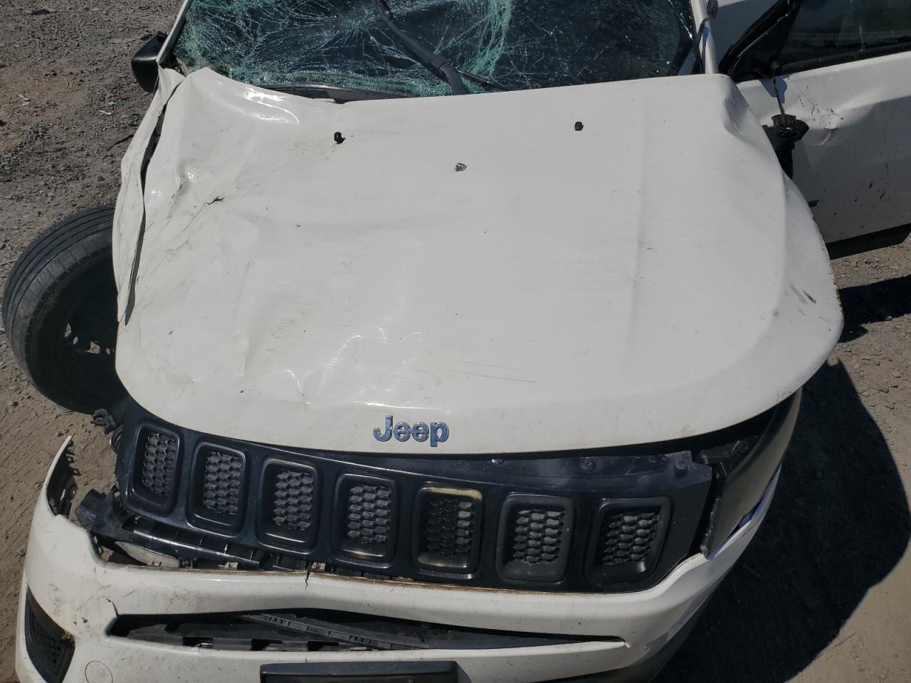 2018 Jeep Compass Sport VIN: 3C4NJCABXJT125015 Lot: 62097634