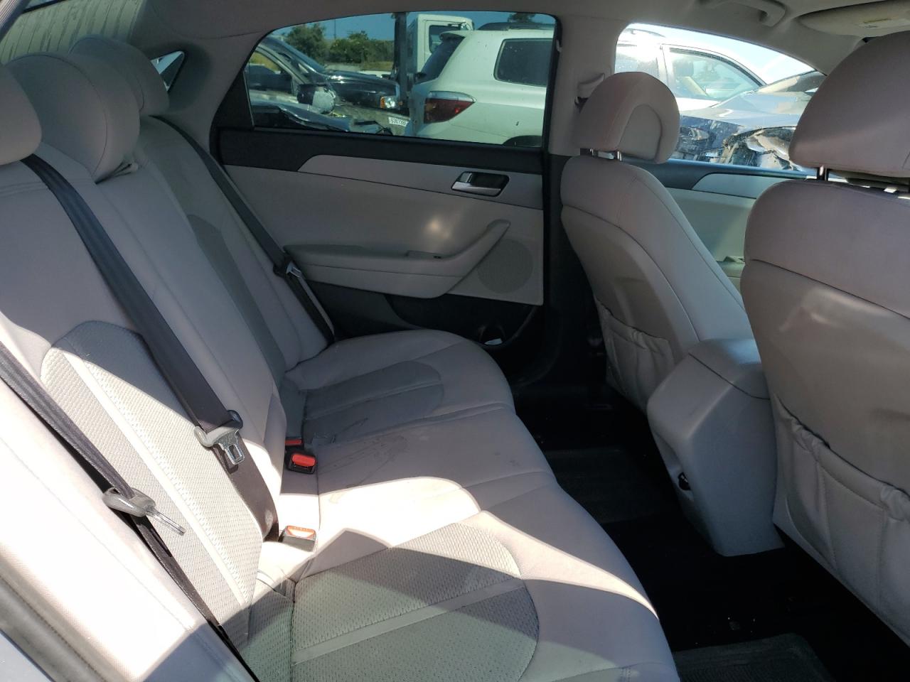 2015 Hyundai Sonata Se VIN: 5NPE24AF4FH137643 Lot: 62814724