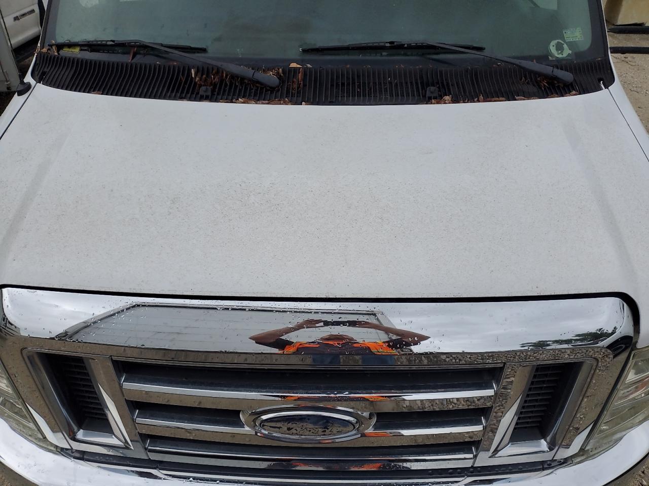 2013 Ford Econoline E450 Super Duty Cutaway Van VIN: 1FDFE4FS8DDA64213 Lot: 62371644