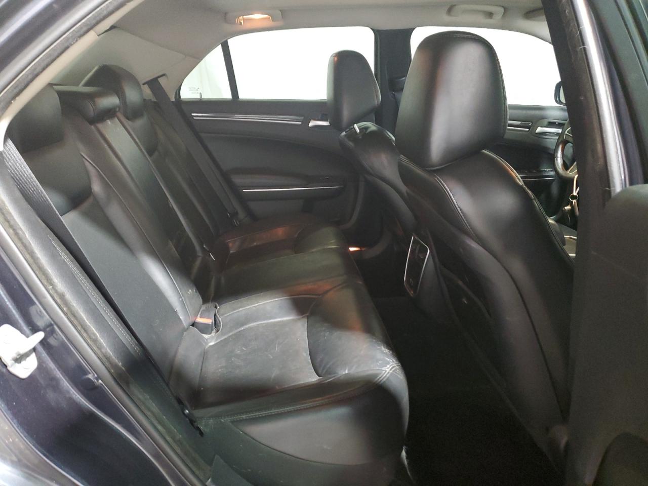 2016 Chrysler 300 Limited VIN: 2C3CCARG1GH208604 Lot: 65521604