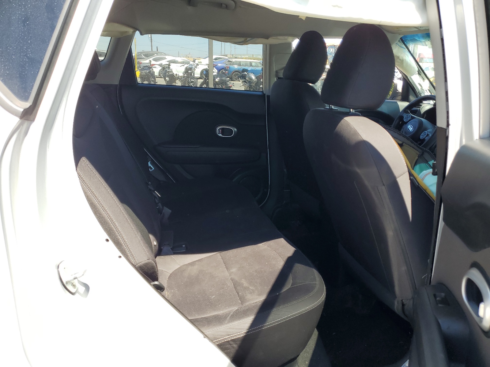 KNDJN2A2XG7826762 2016 Kia Soul