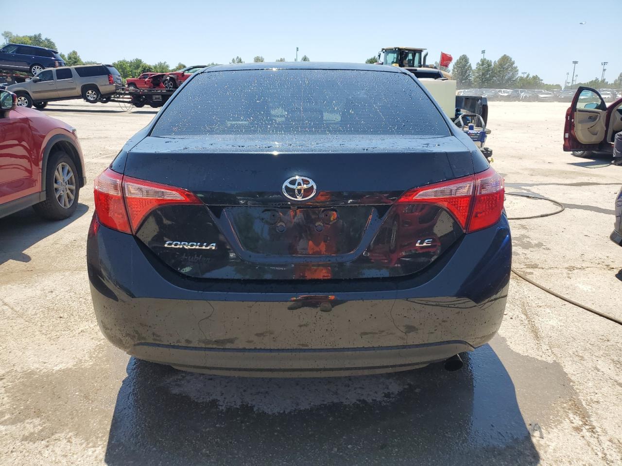 2019 Toyota Corolla L VIN: 2T1BURHE3KC236006 Lot: 61627524