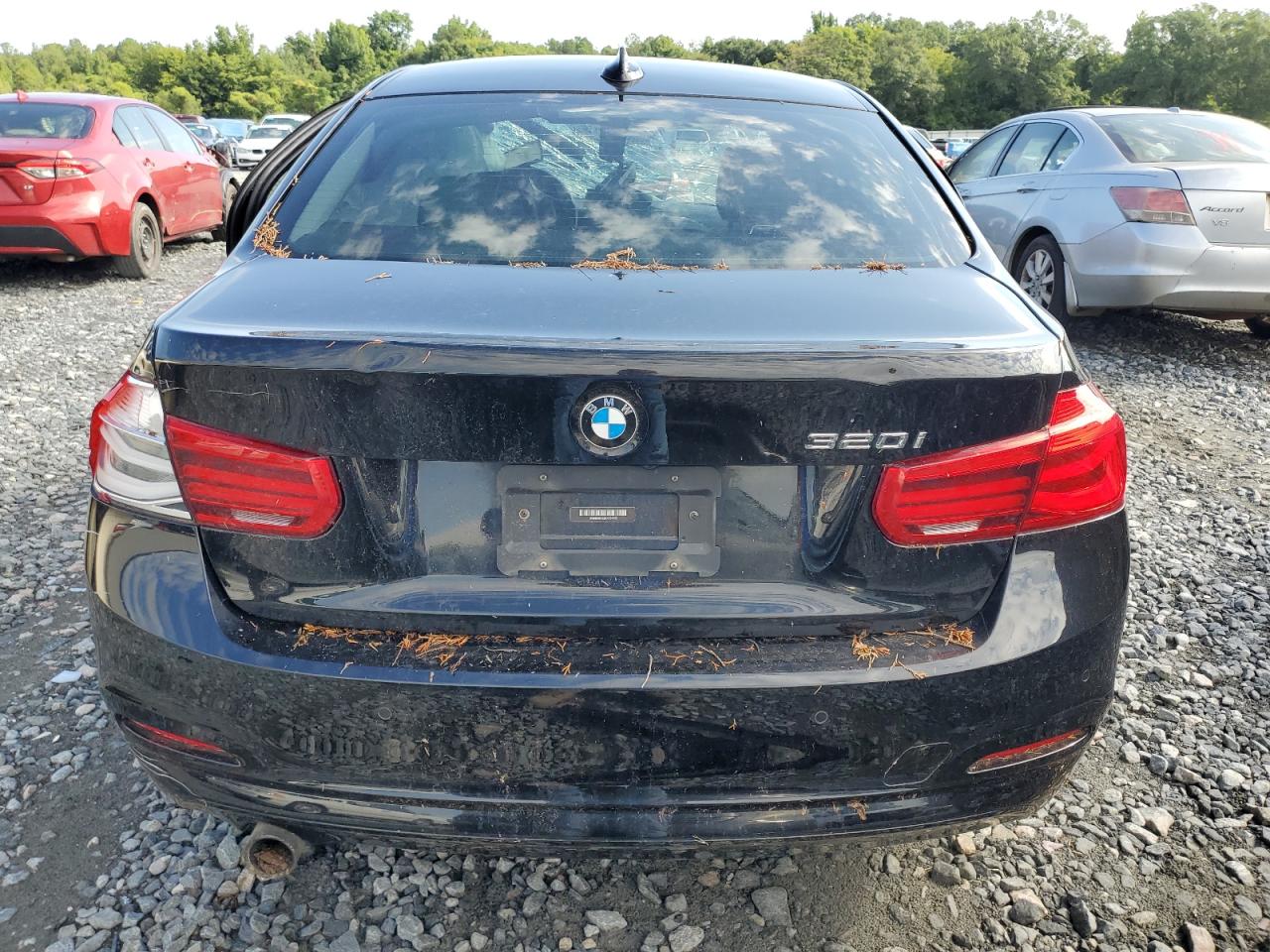 WBA8A9C32HK864569 2017 BMW 320 I