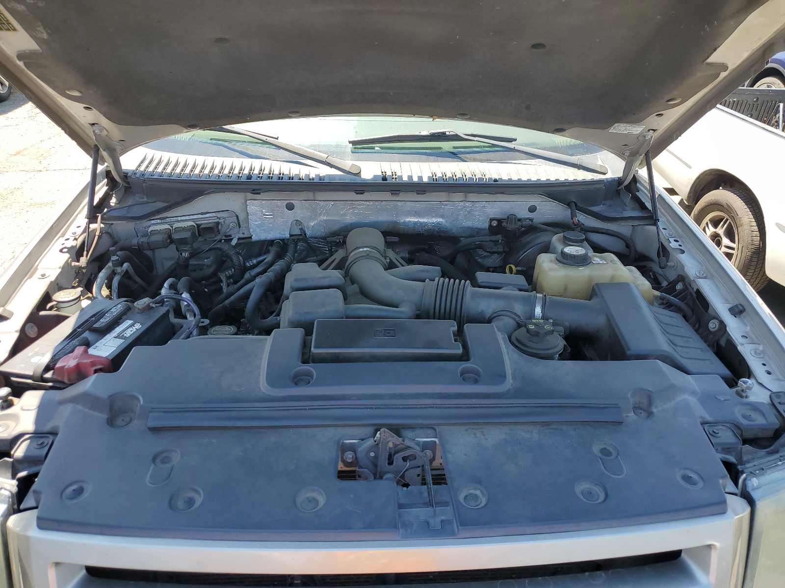 1FMFK19548LA08083 2008 Ford Expedition El Limited